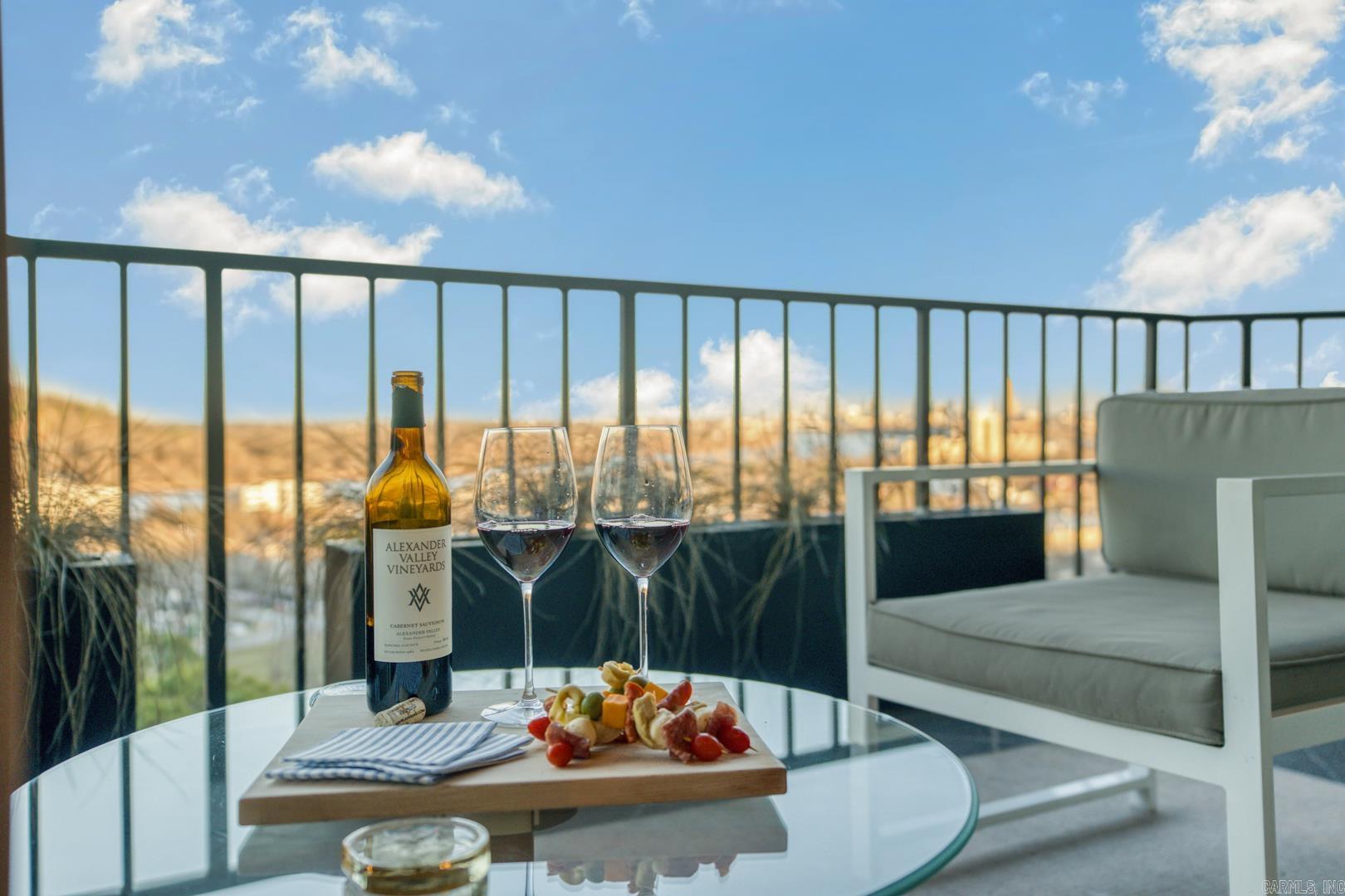 TREETOPS HPR - Residential