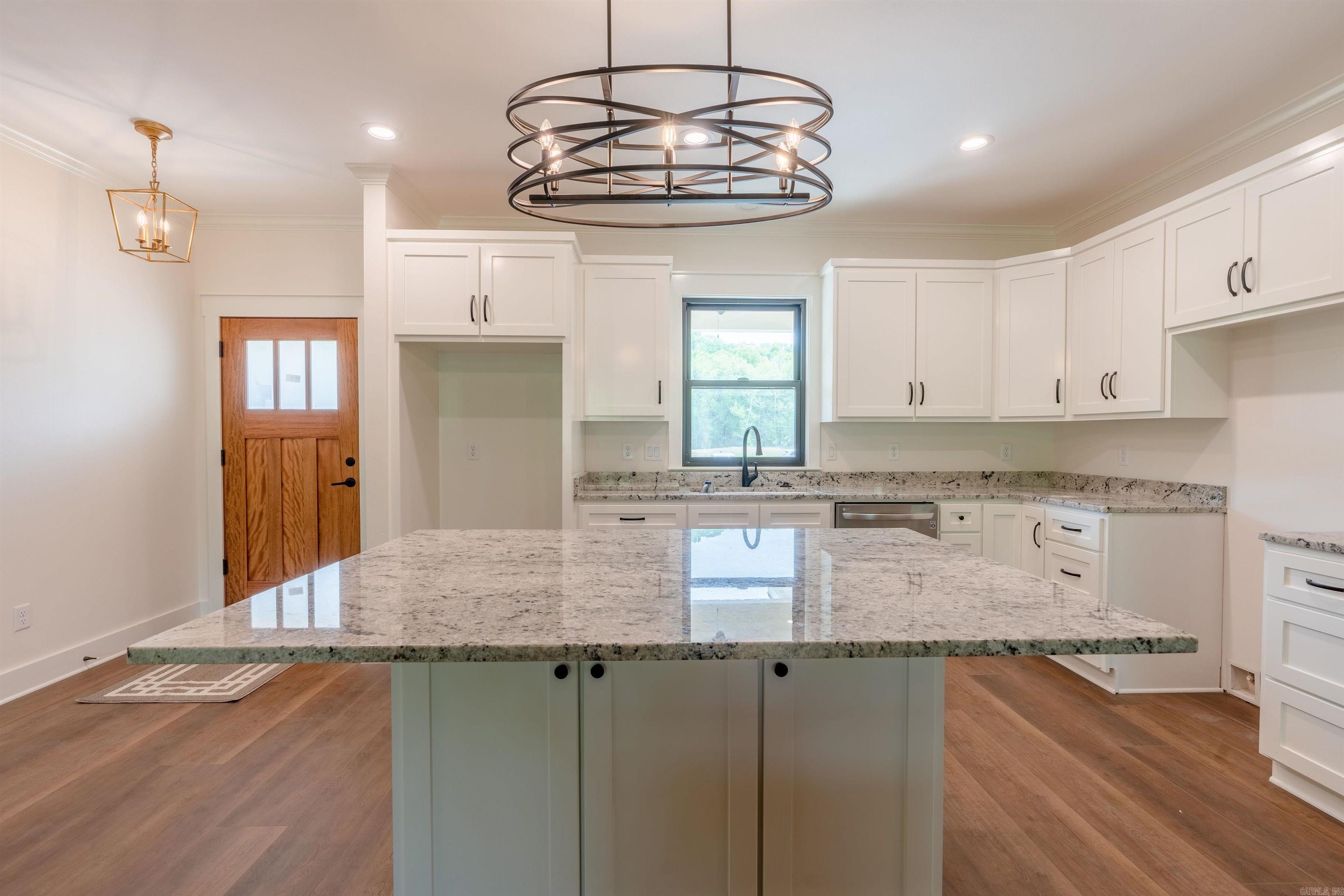 EAST RIVER DRIVE ESTATES - Residential