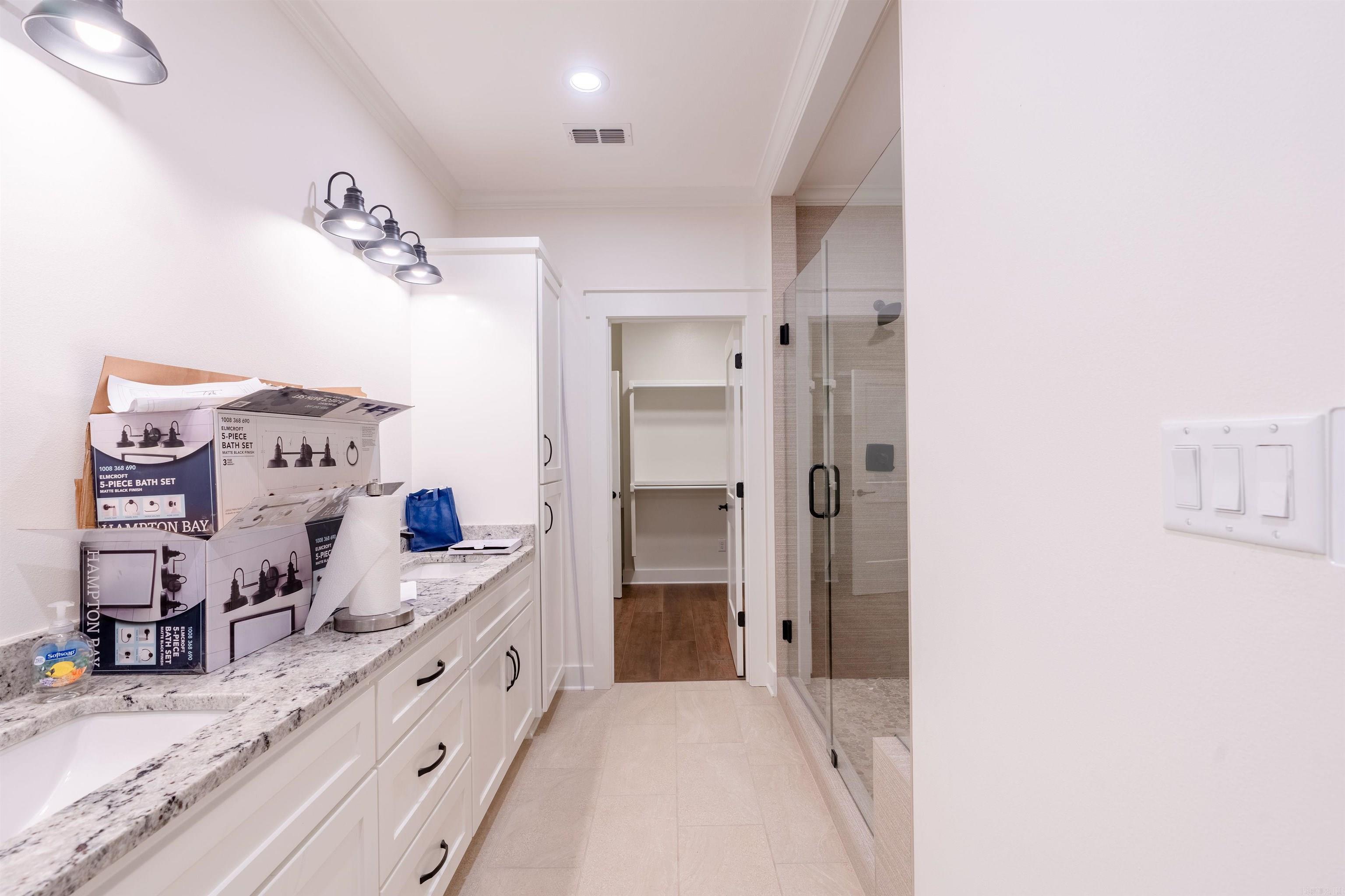 EAST RIVER DRIVE ESTATES - Residential