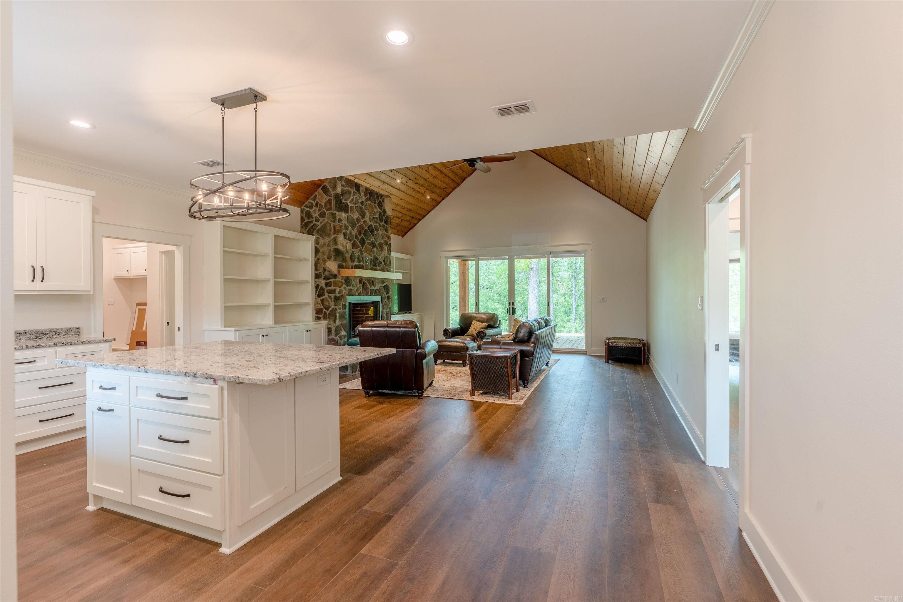 EAST RIVER DRIVE ESTATES - Residential