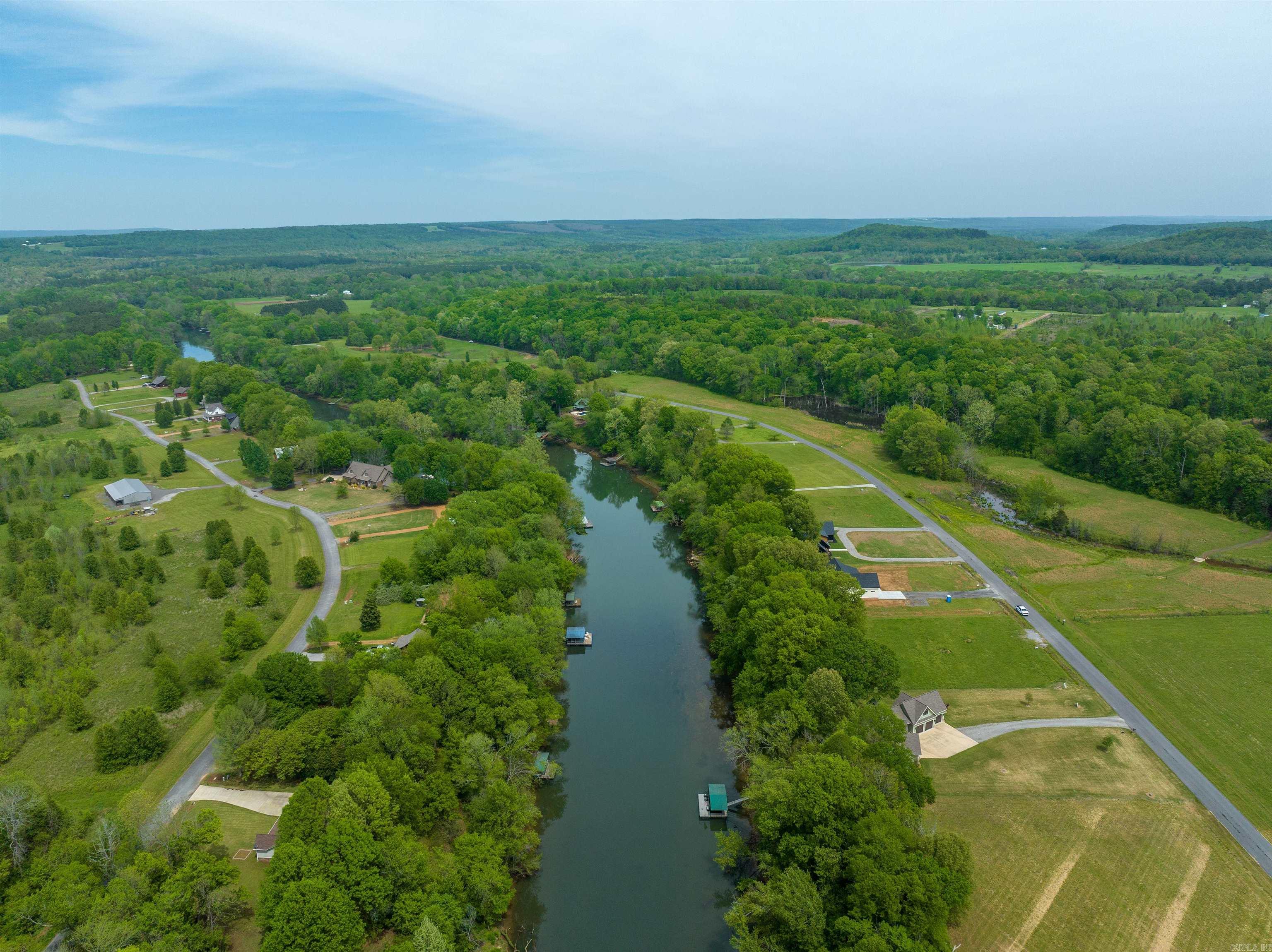 EAST RIVER DRIVE ESTATES - Residential