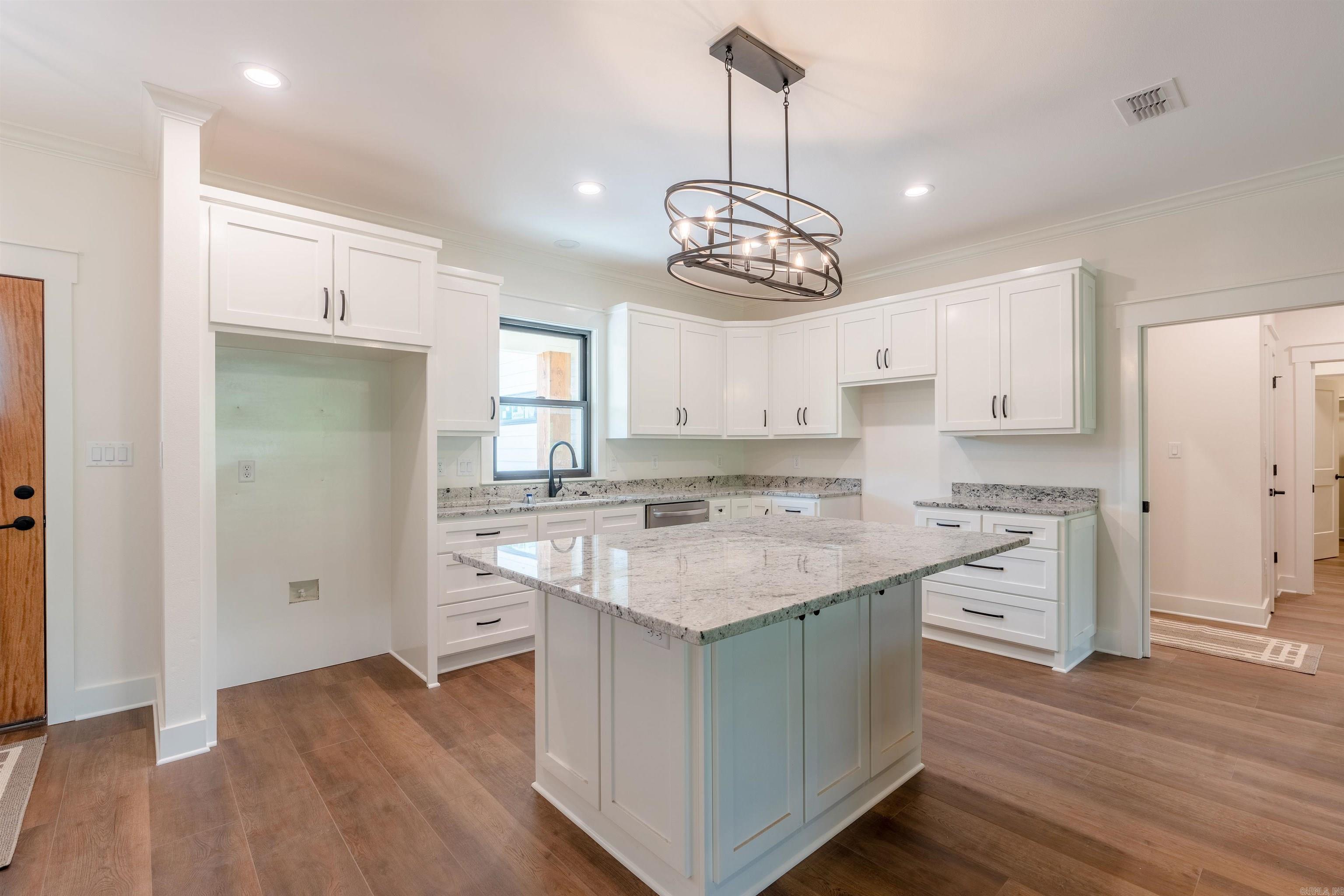 EAST RIVER DRIVE ESTATES - Residential