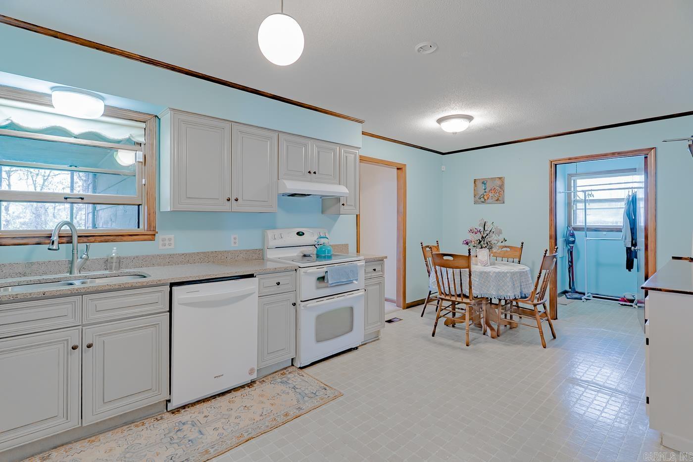 Floyds - Residential