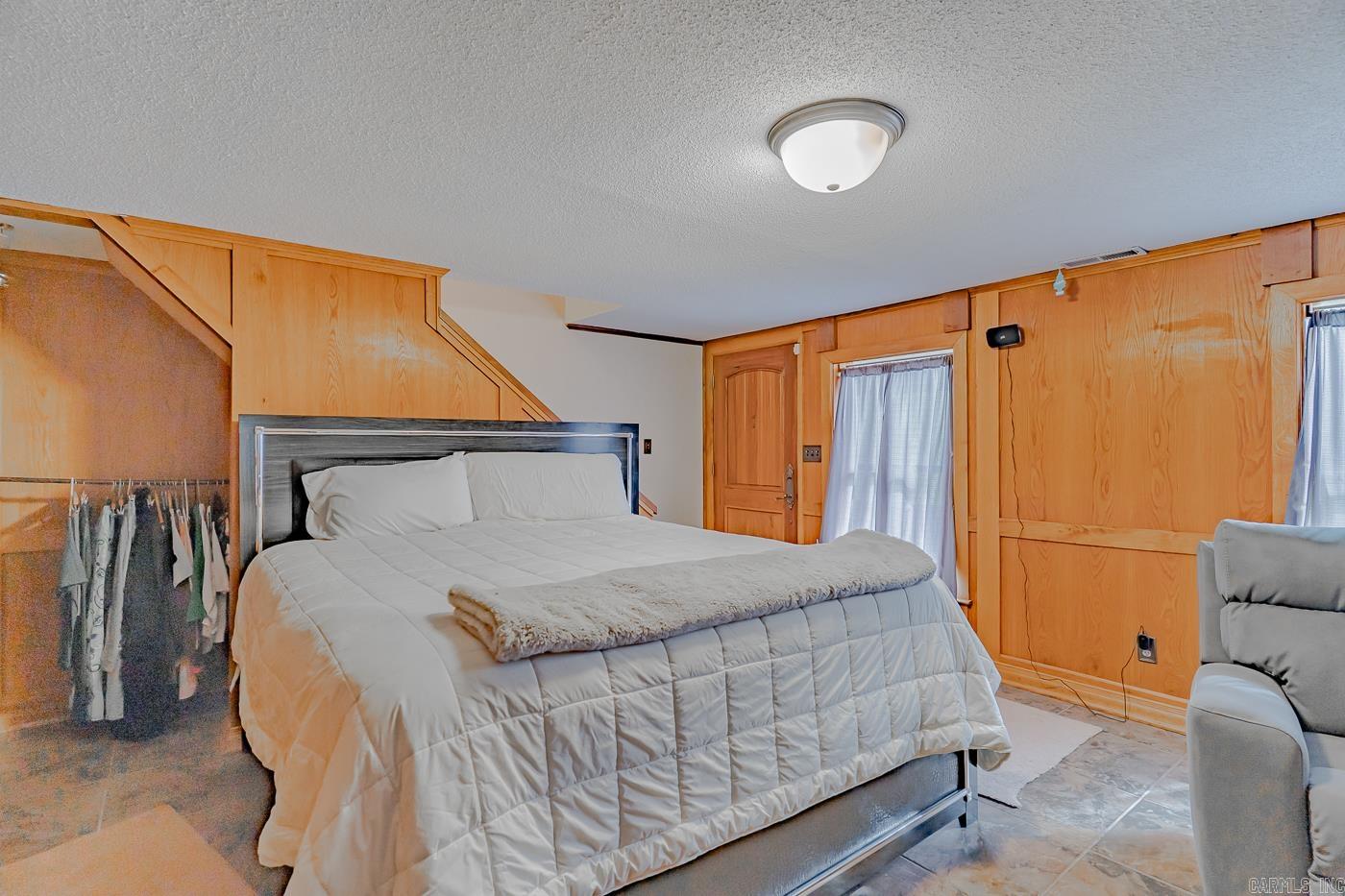 Floyds - Residential