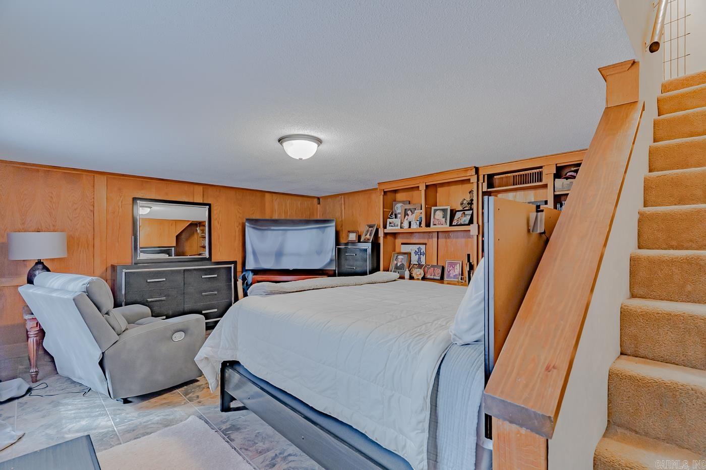 Floyds - Residential