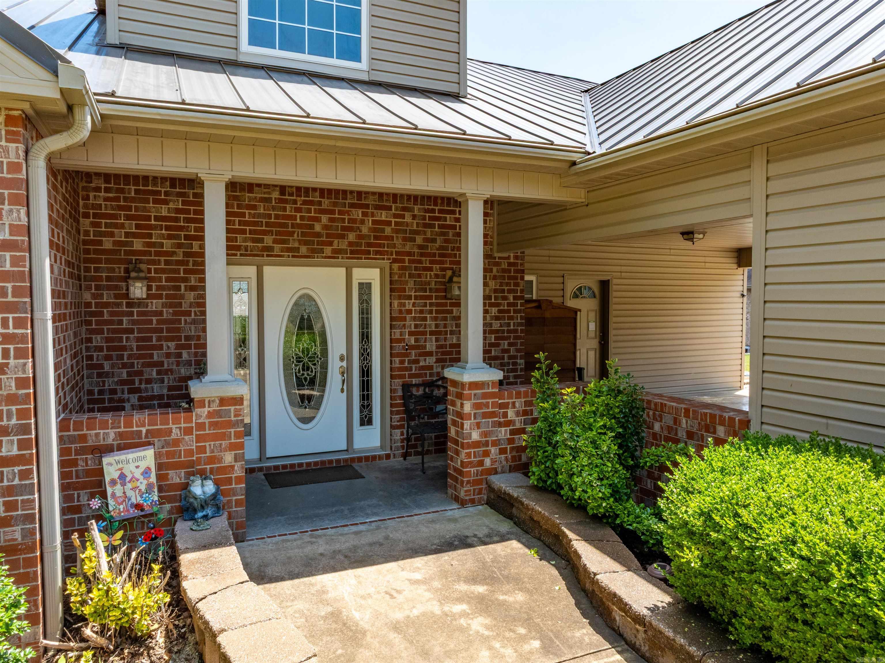 CROWN VIEW - Residential