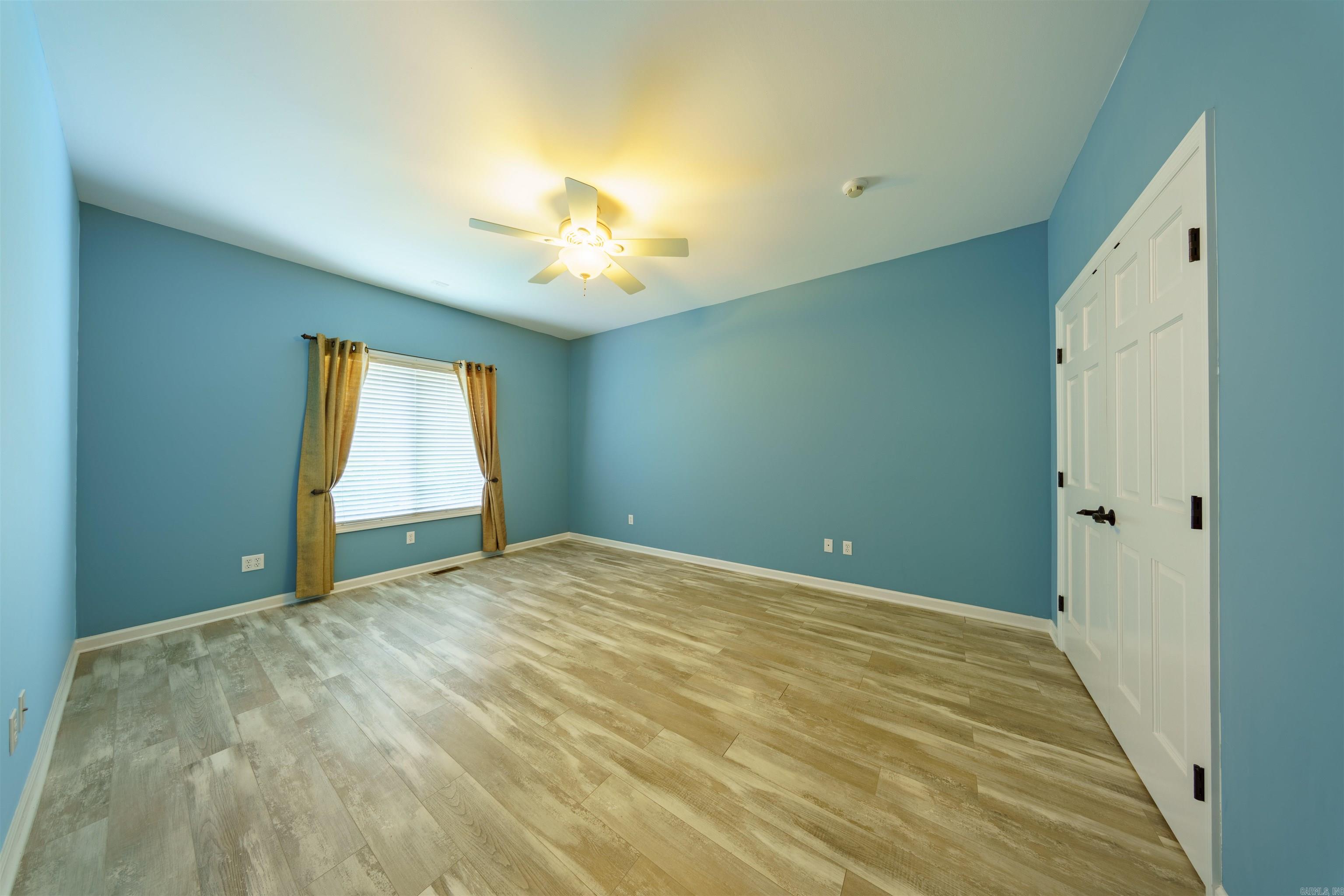 CROWN VIEW - Residential