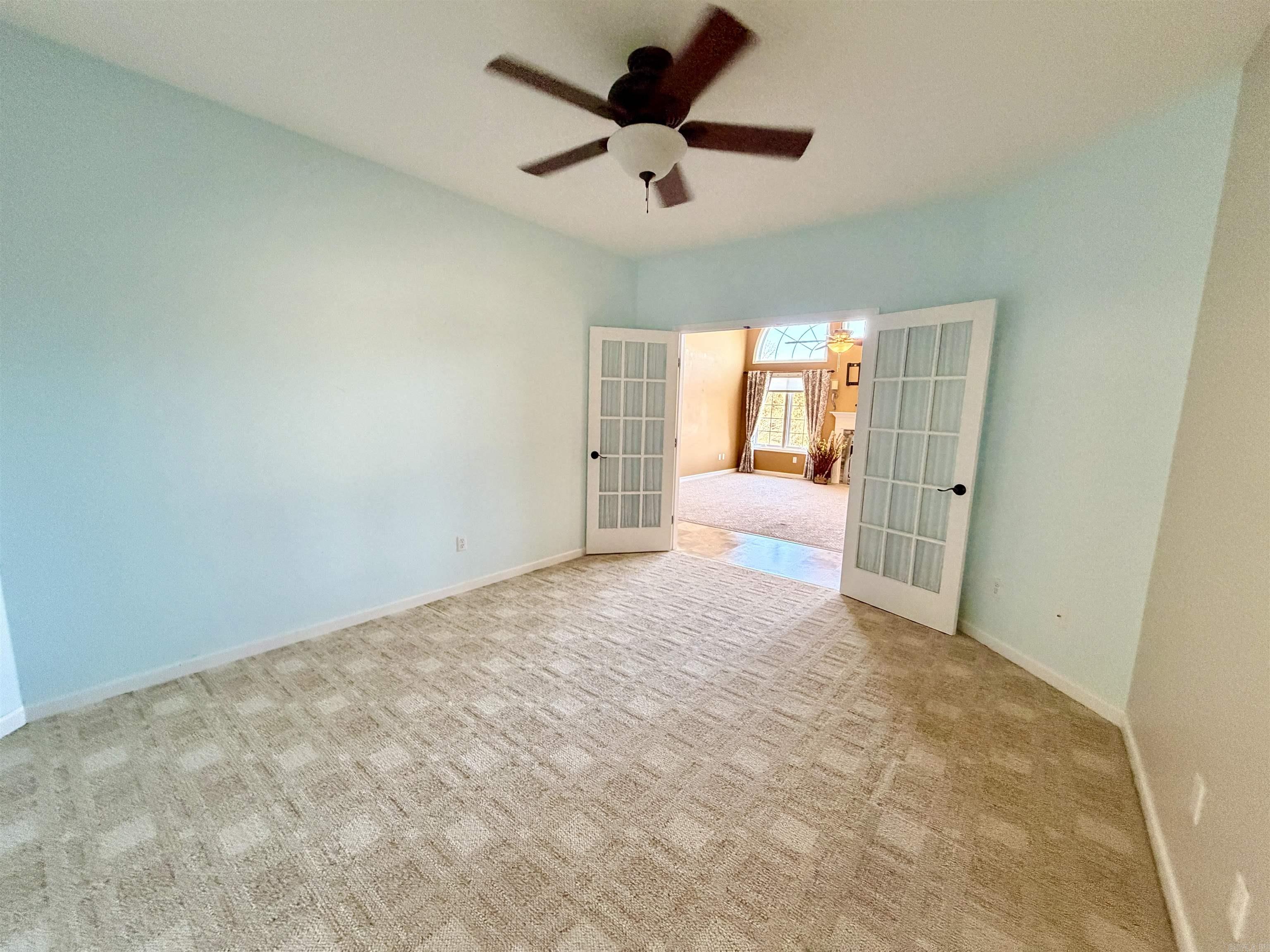 CROWN VIEW - Residential