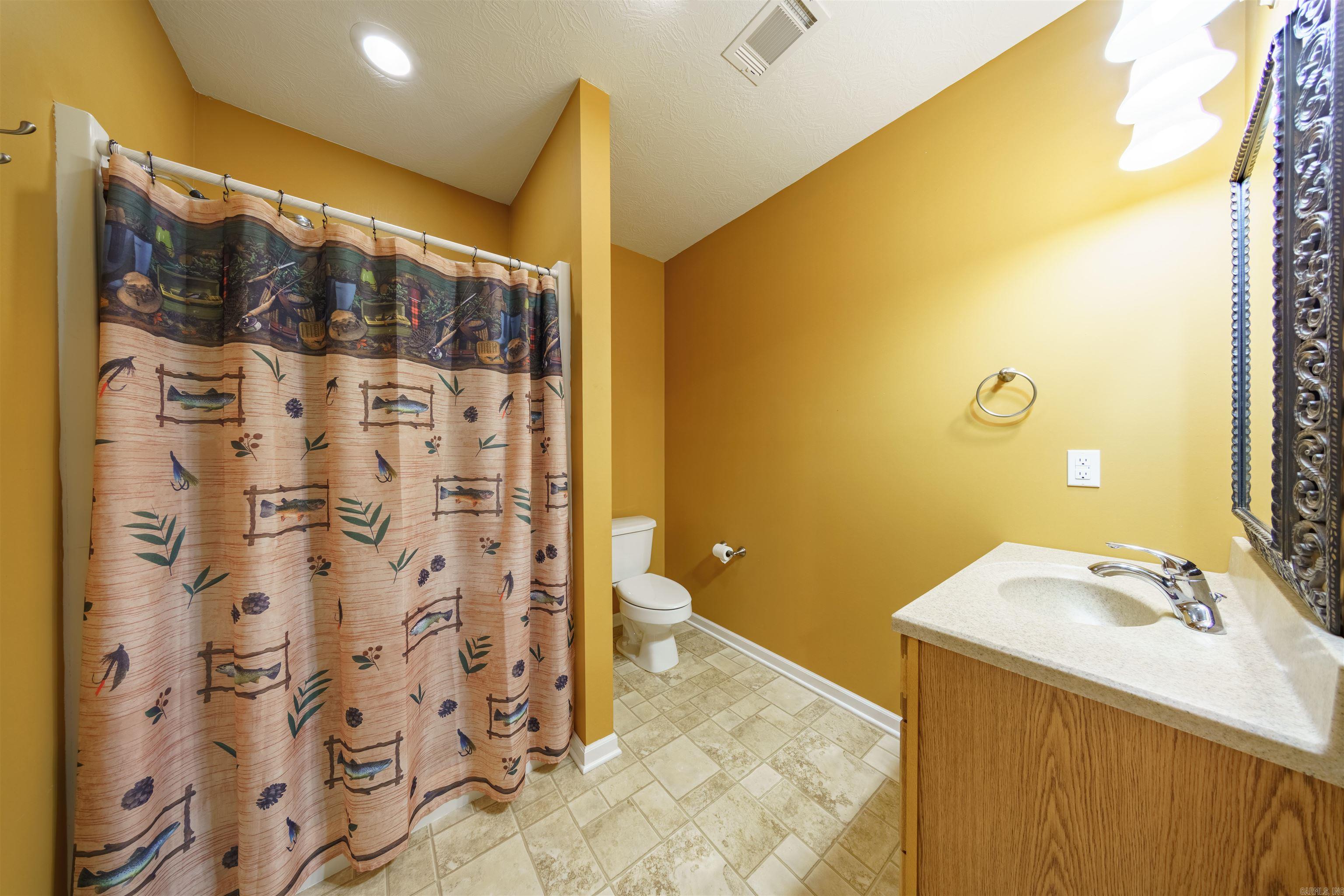 CROWN VIEW - Residential