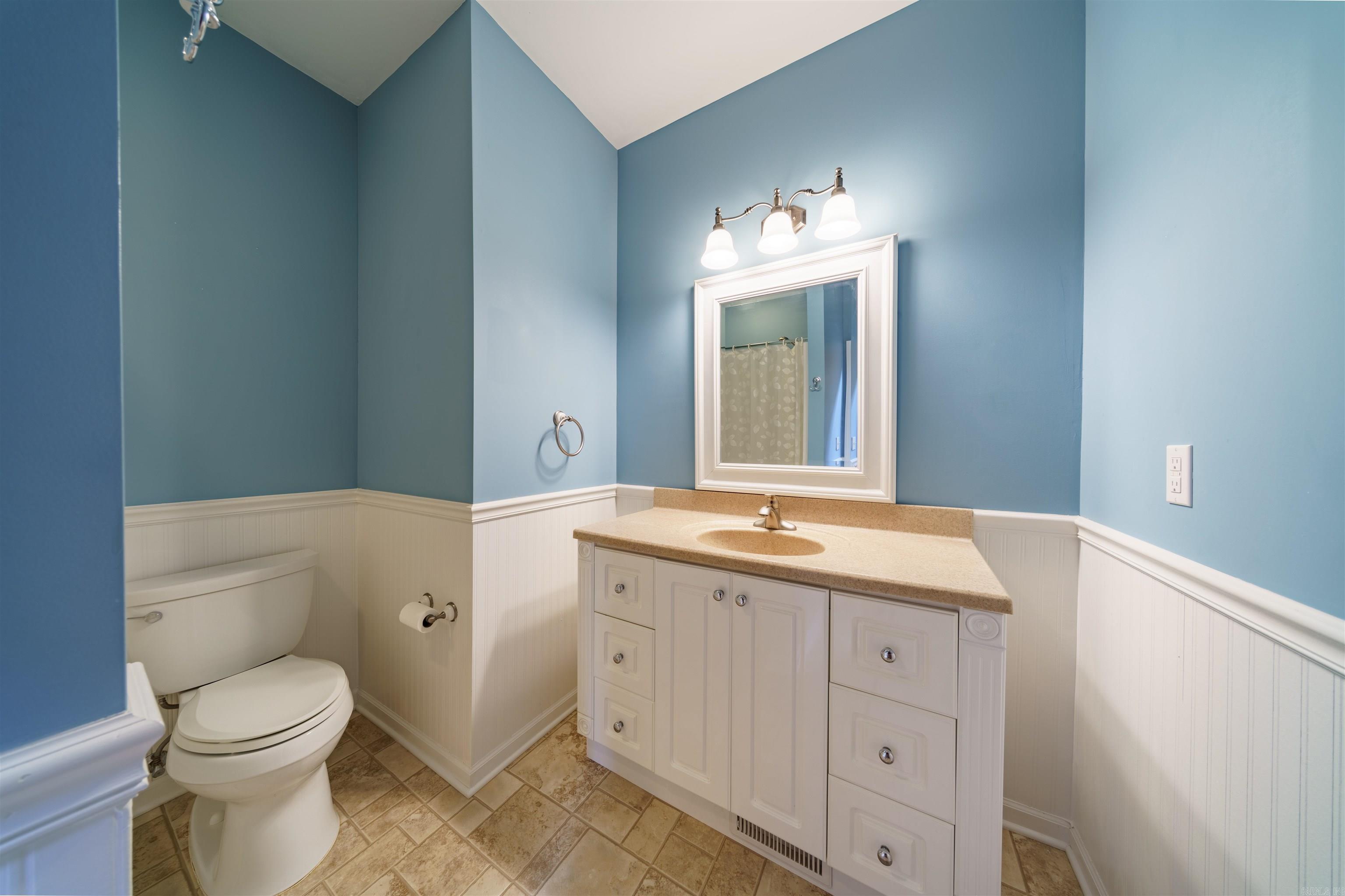 CROWN VIEW - Residential