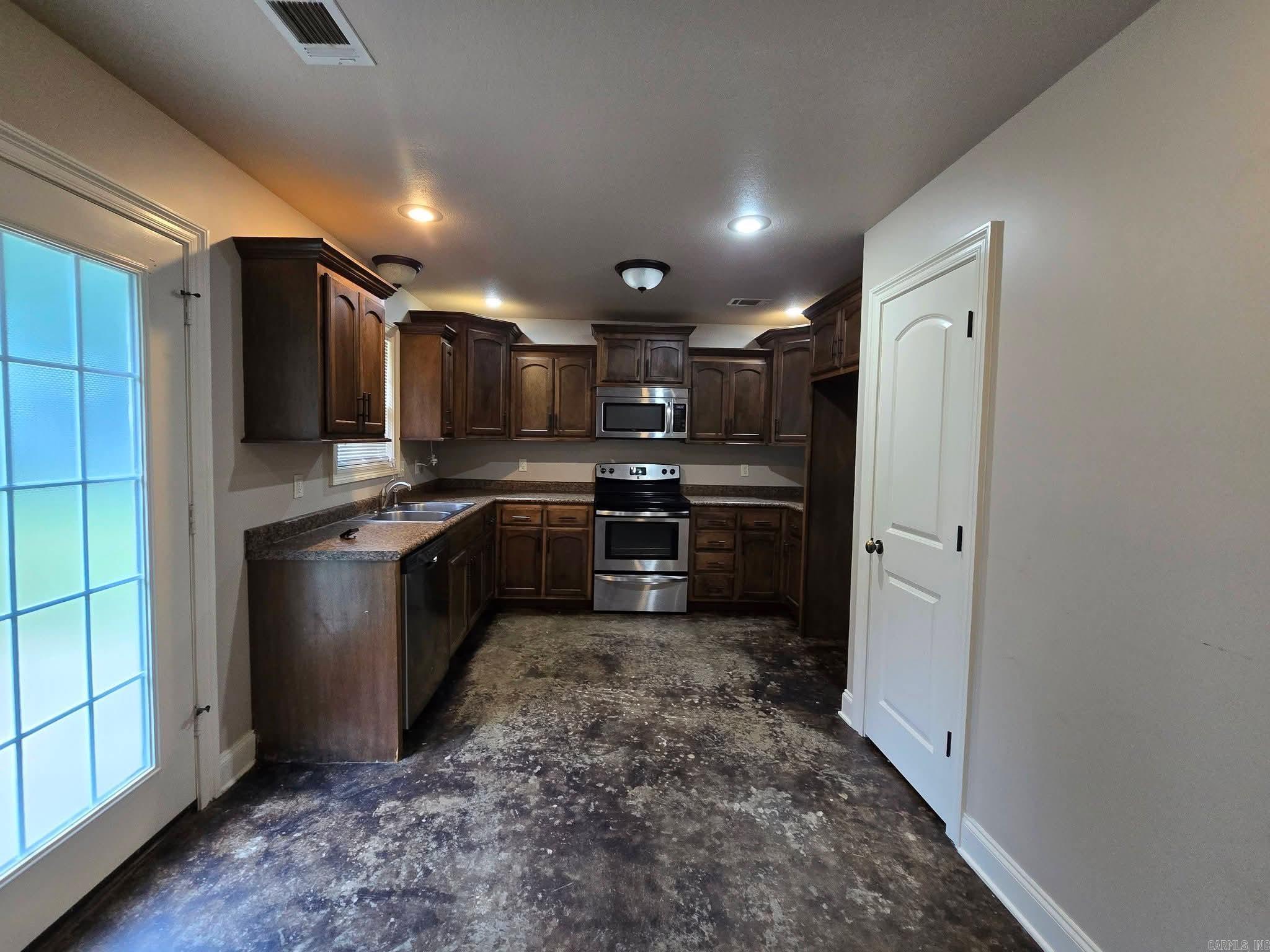 Town Lots of Brookland - Residential Lease