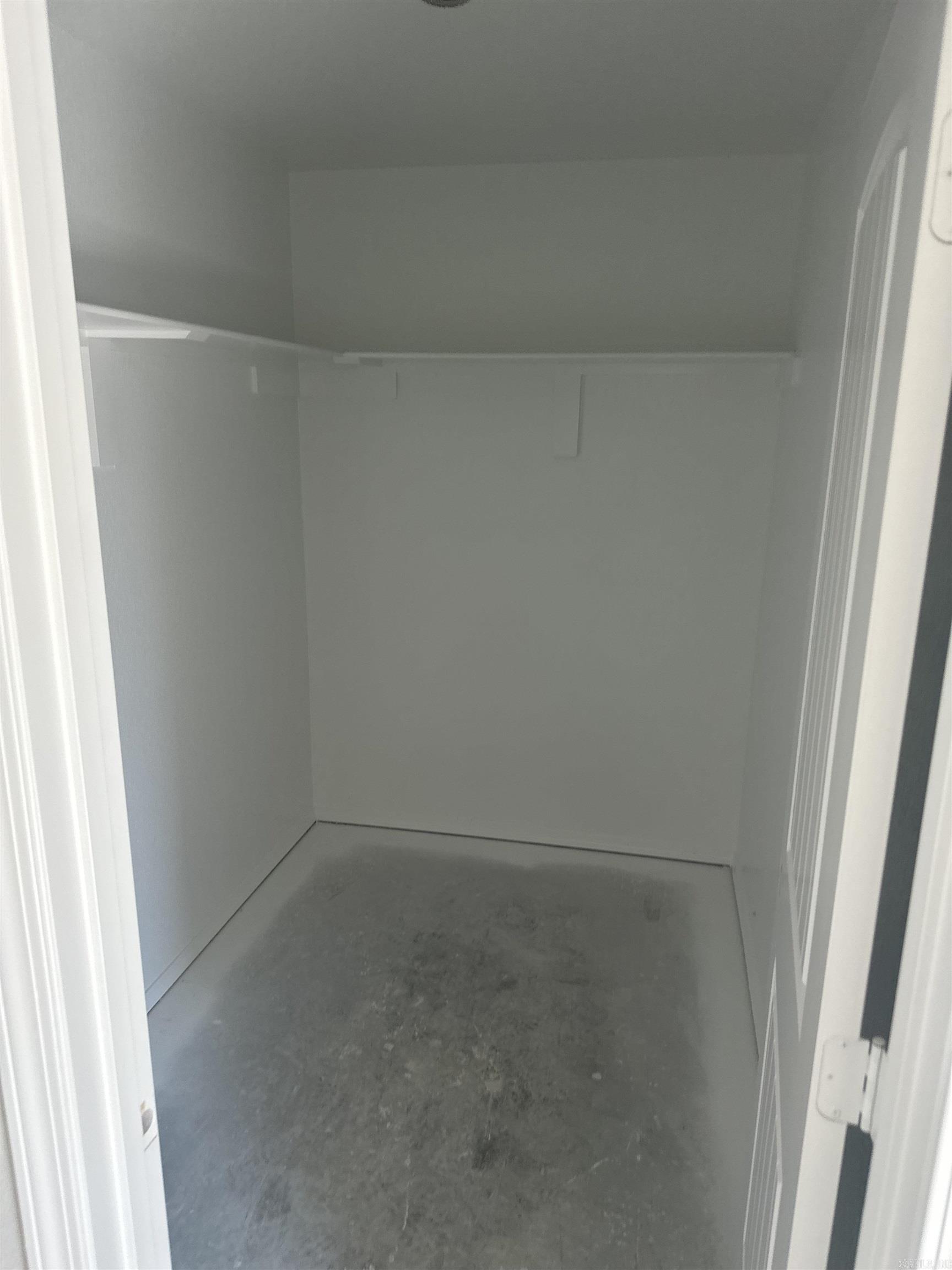 HILLDALE CROSSING - Residential