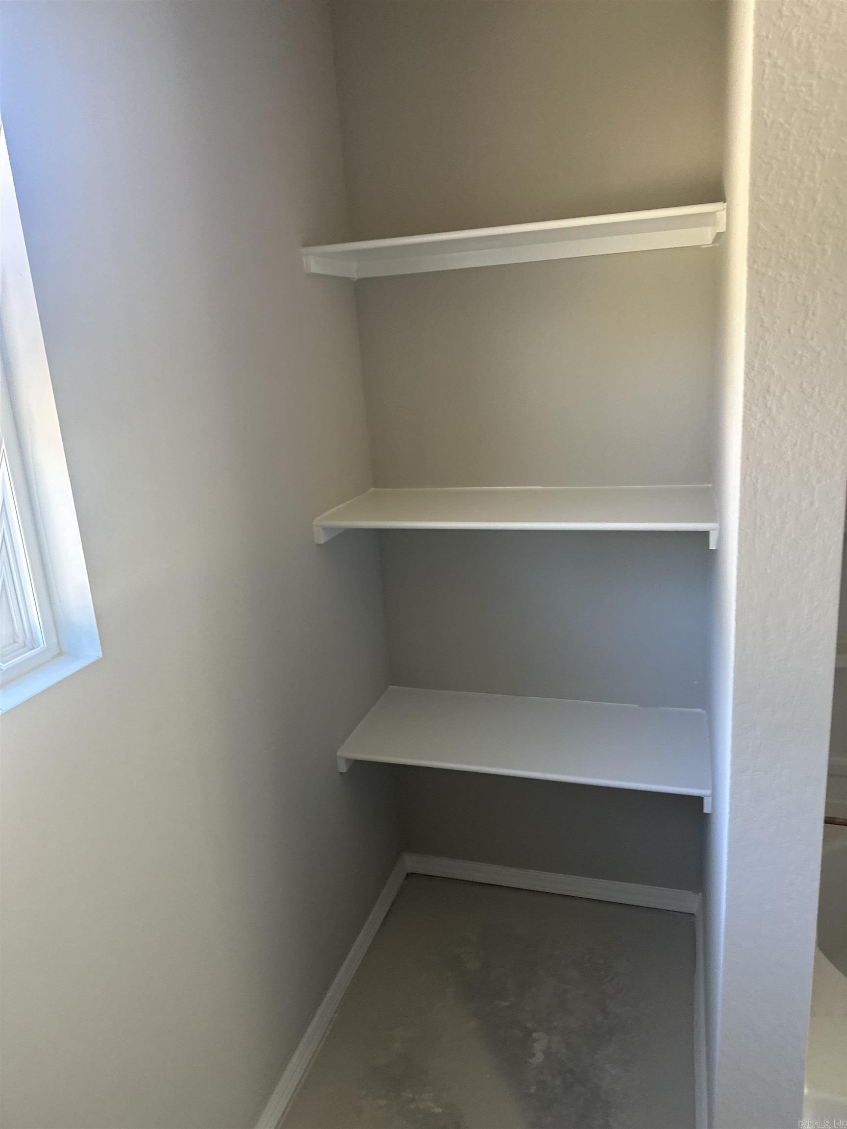 HILLDALE CROSSING - Residential