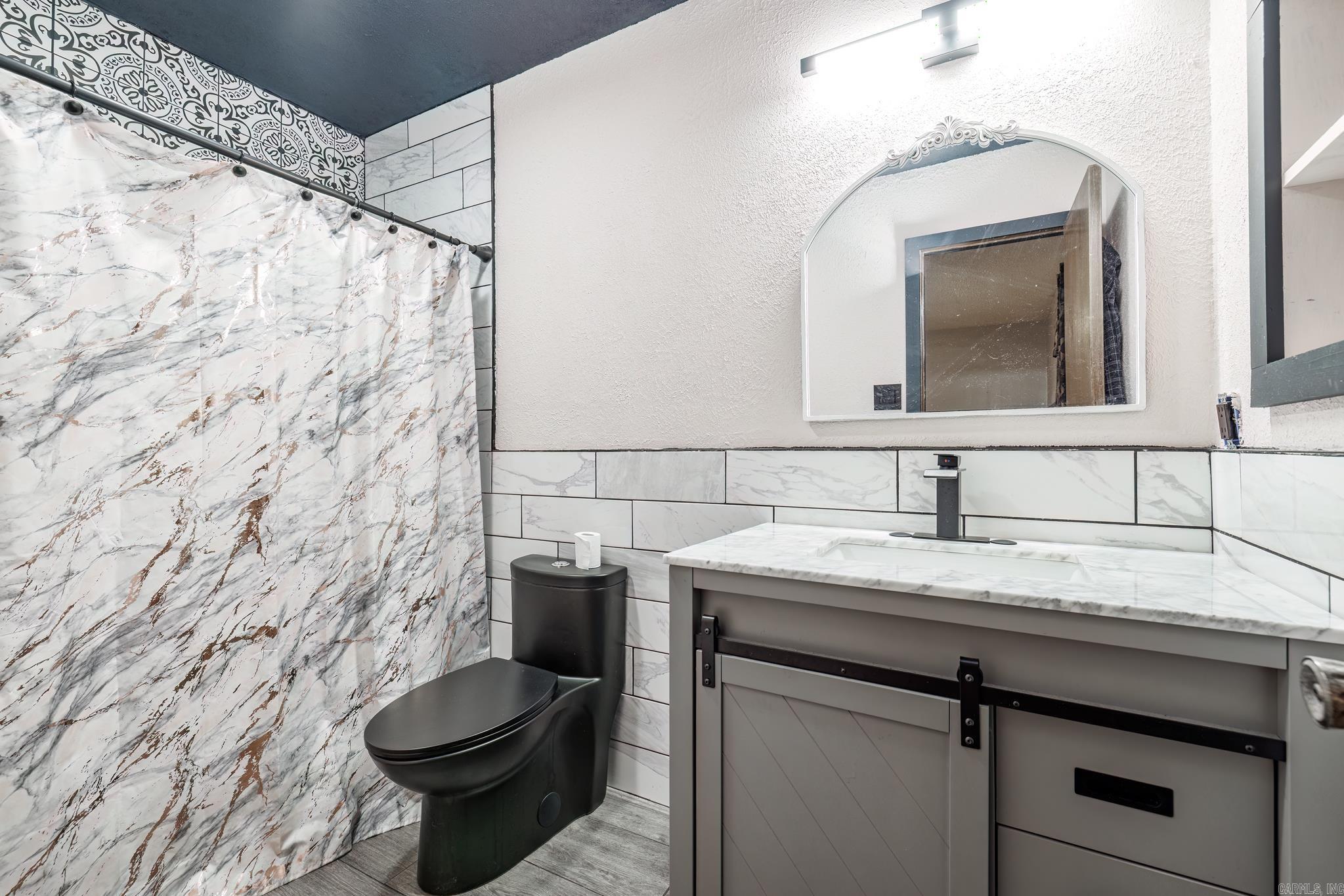 GREEN HILLS - Residential