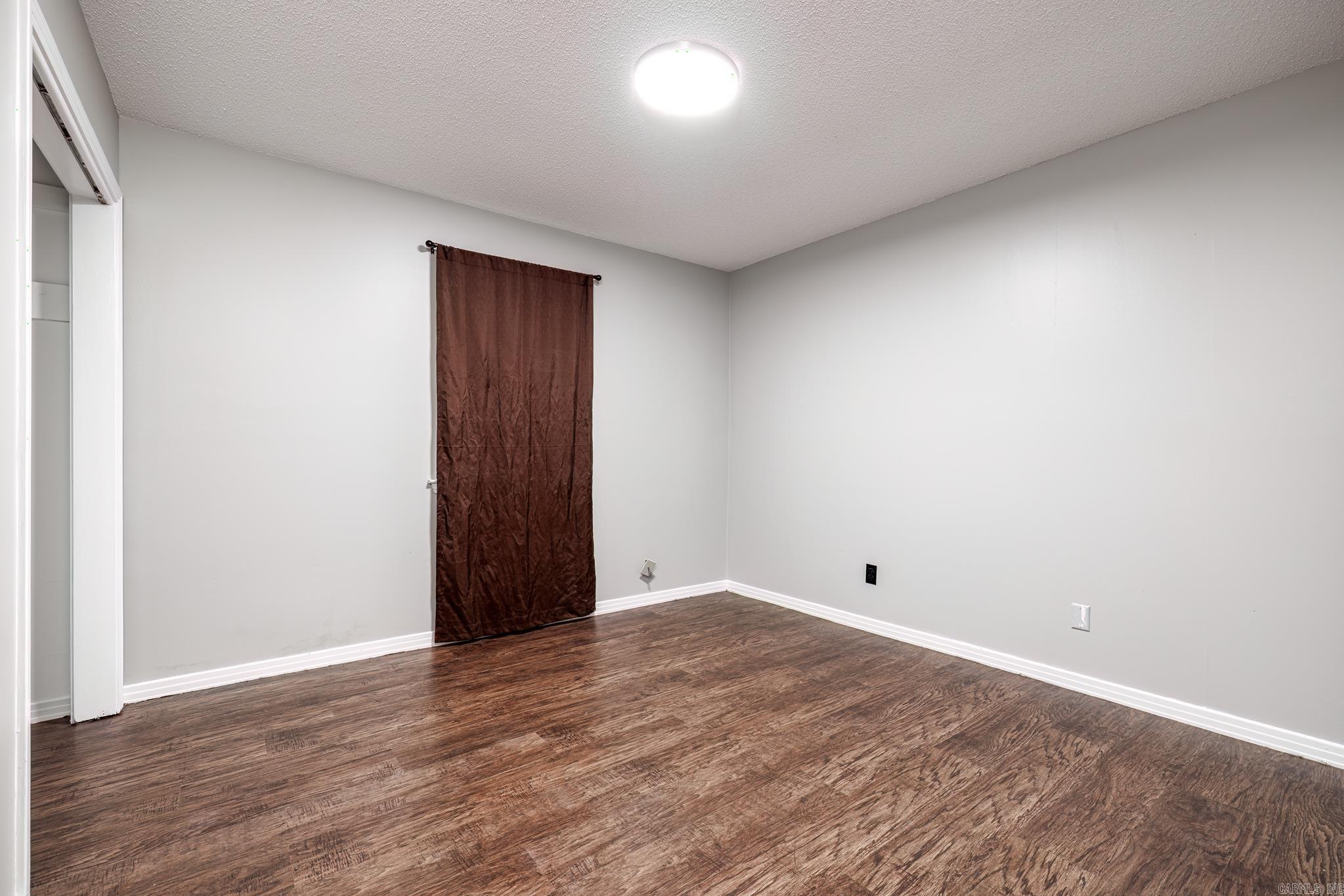 GREEN HILLS - Residential