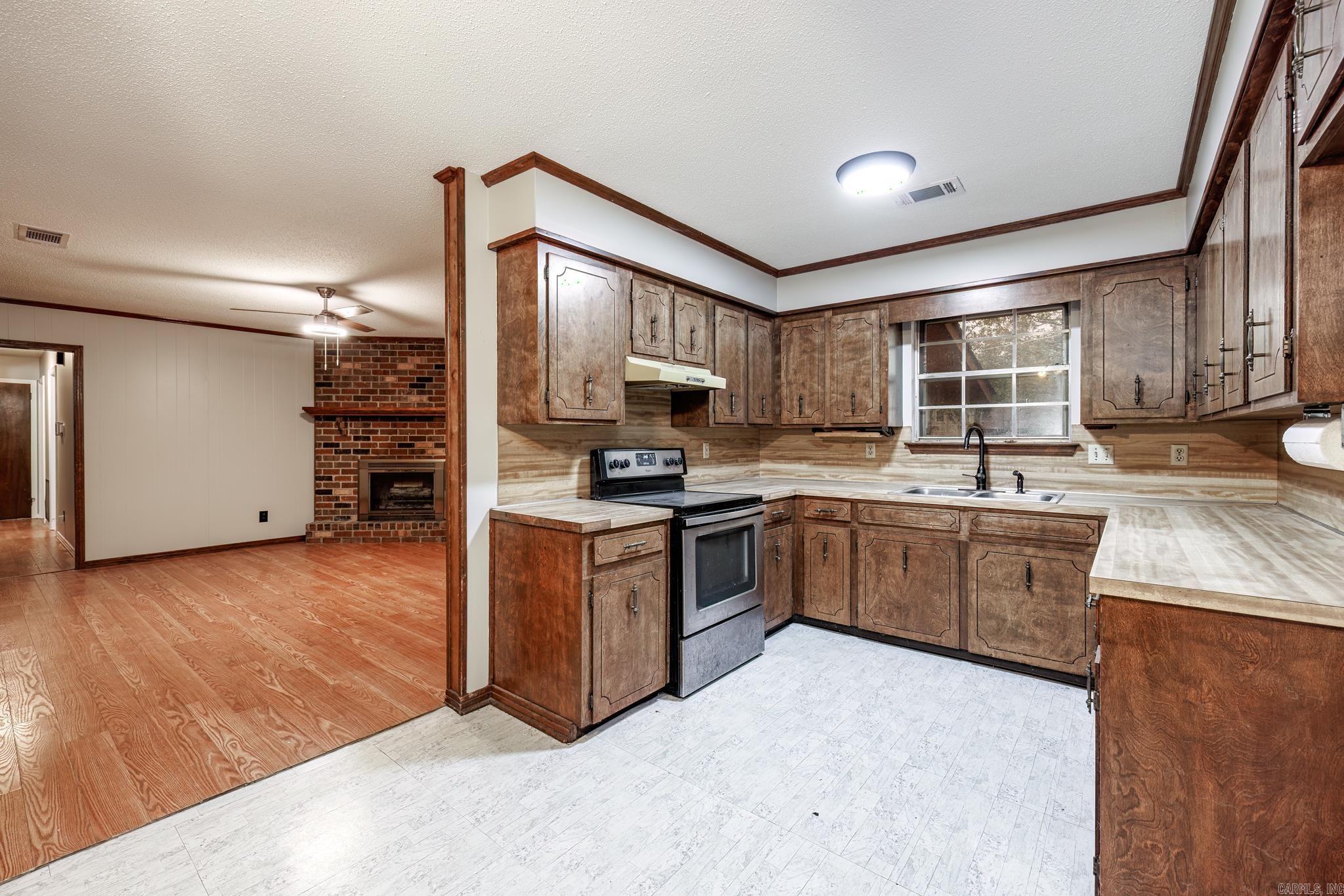 GREEN HILLS - Residential