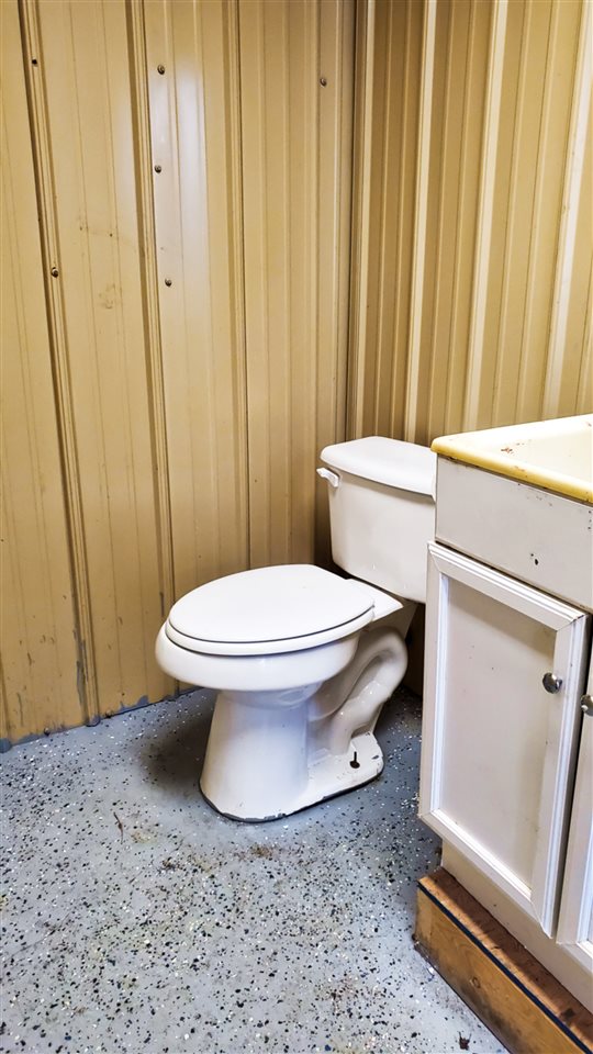 nil - Commercial Sale