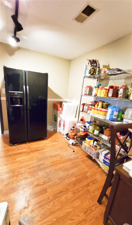 nil - Commercial Sale