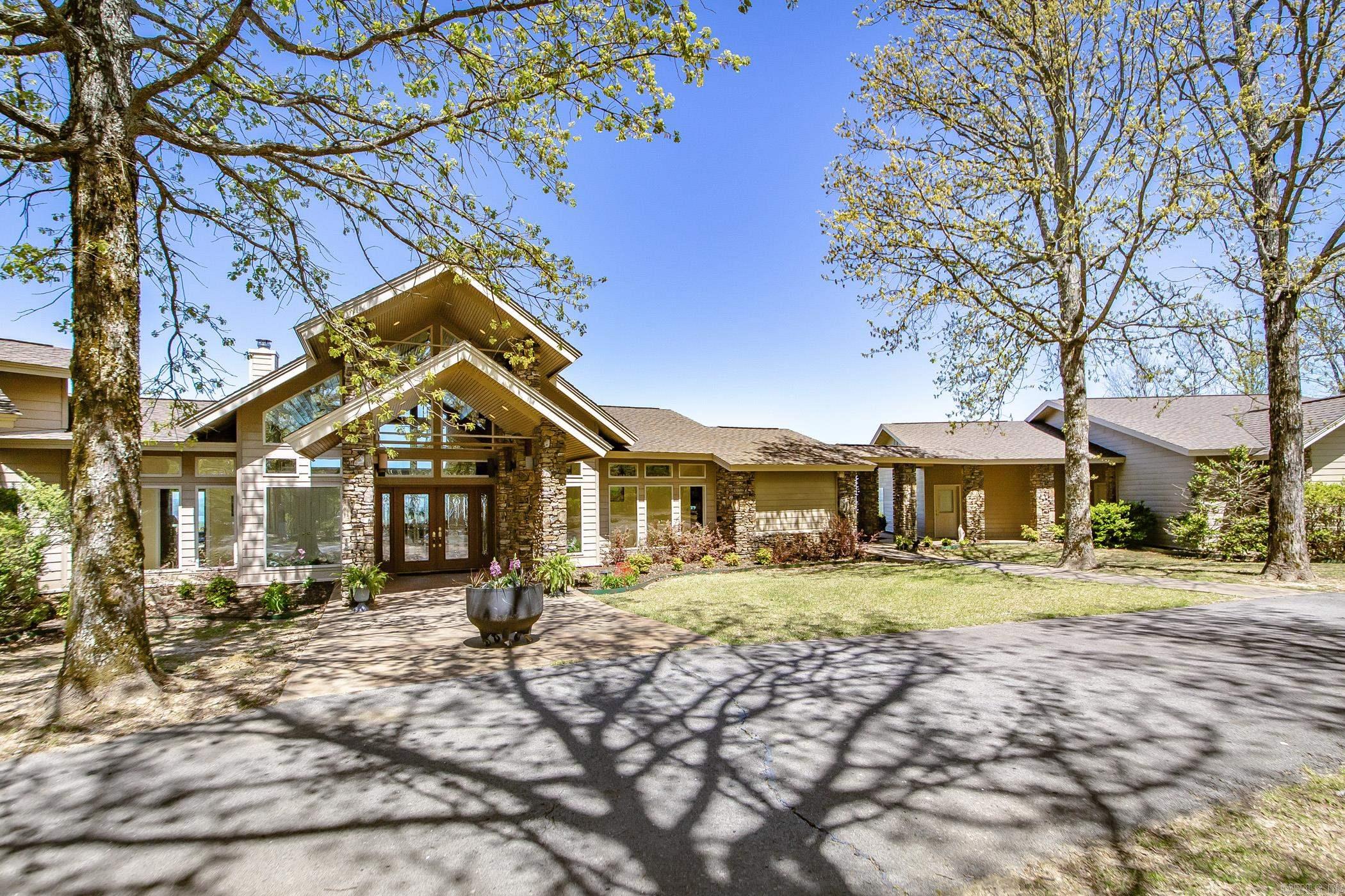 CLIFFVIEW TRACTS - Residential
