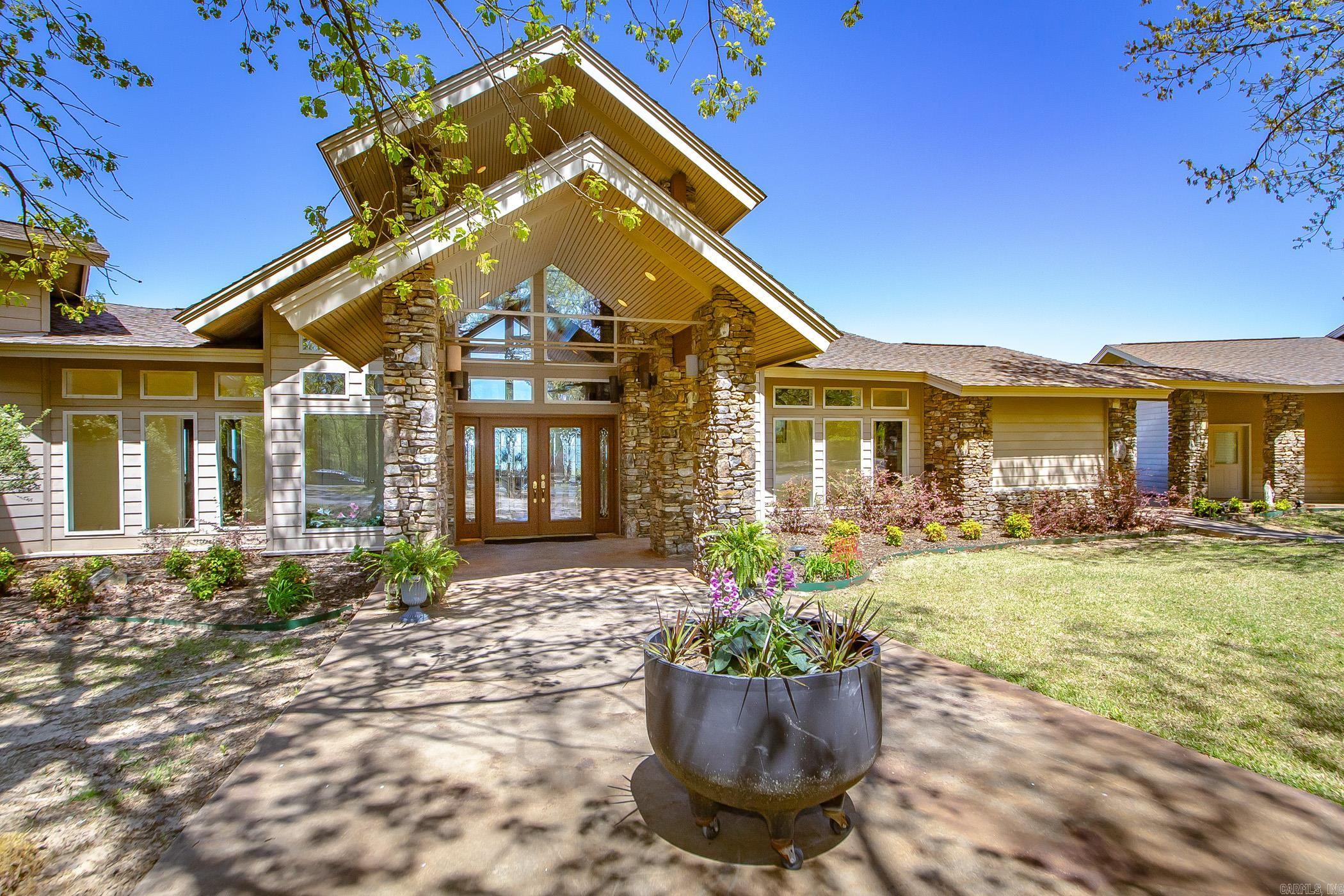 CLIFFVIEW TRACTS - Residential