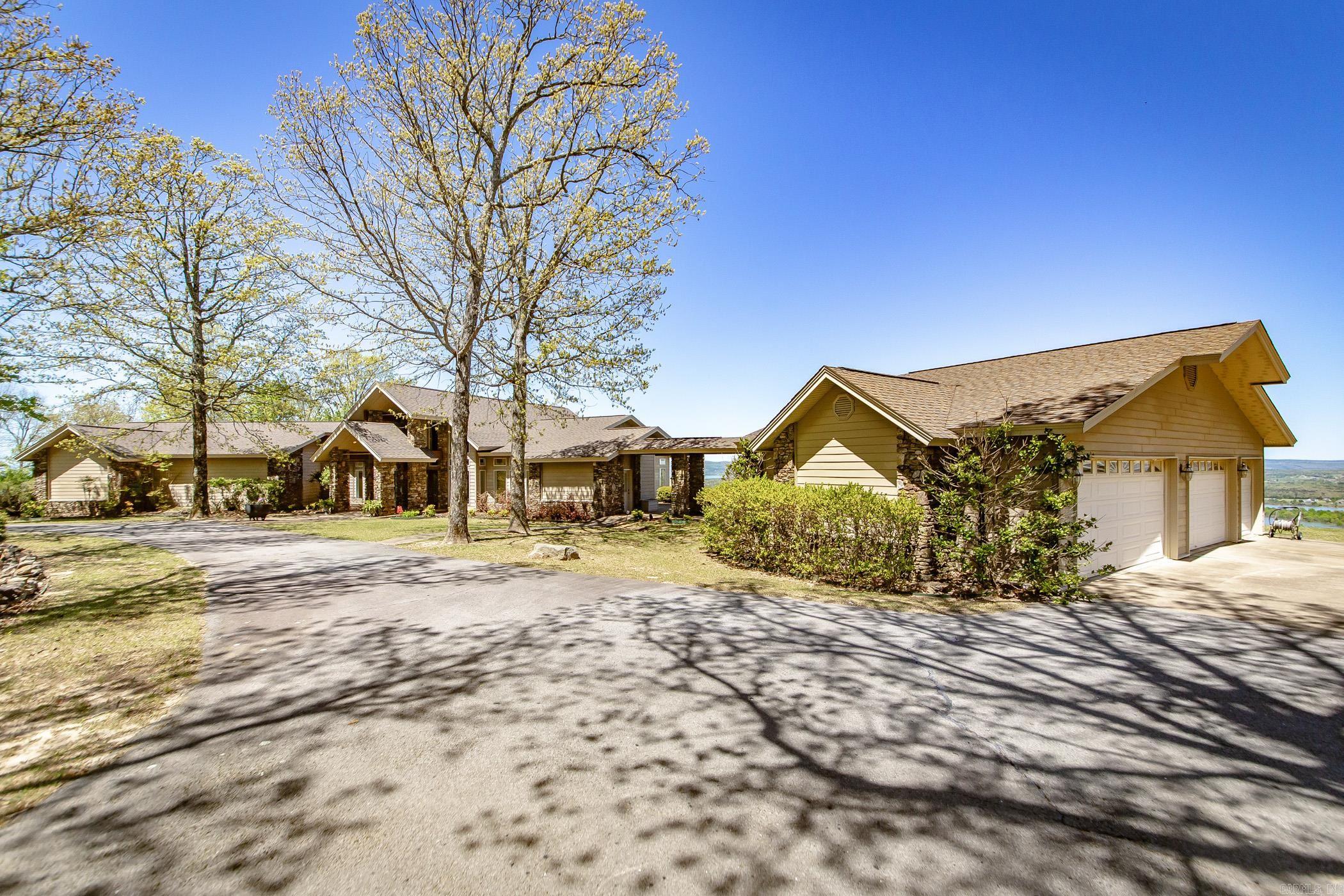 CLIFFVIEW TRACTS - Residential