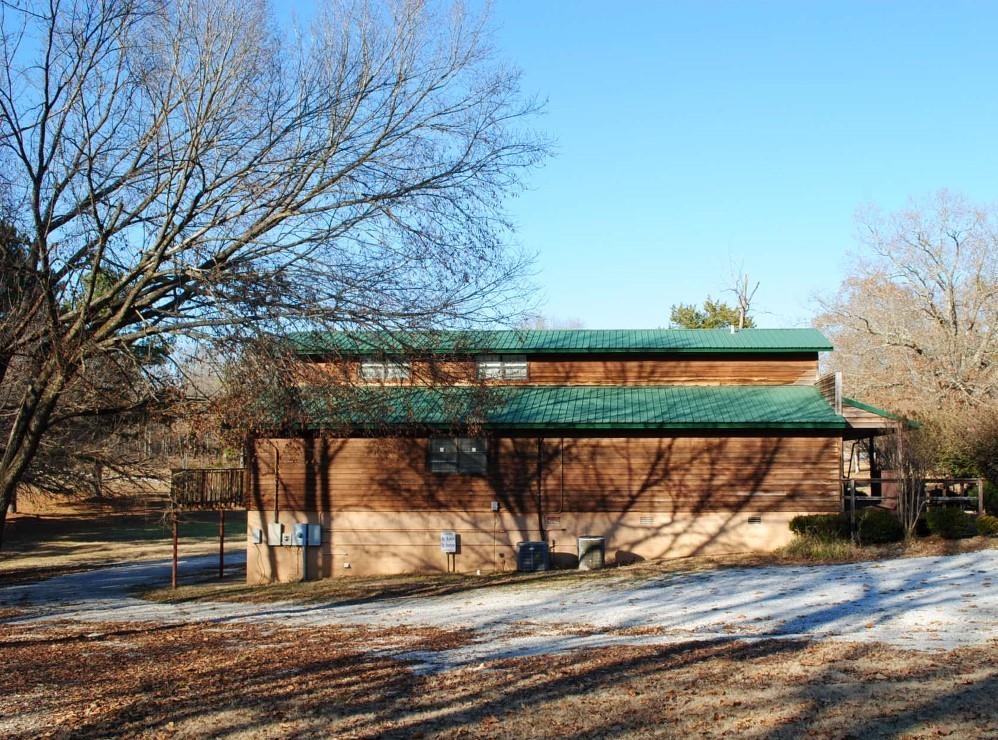 Metes & Bounds - Commercial Sale