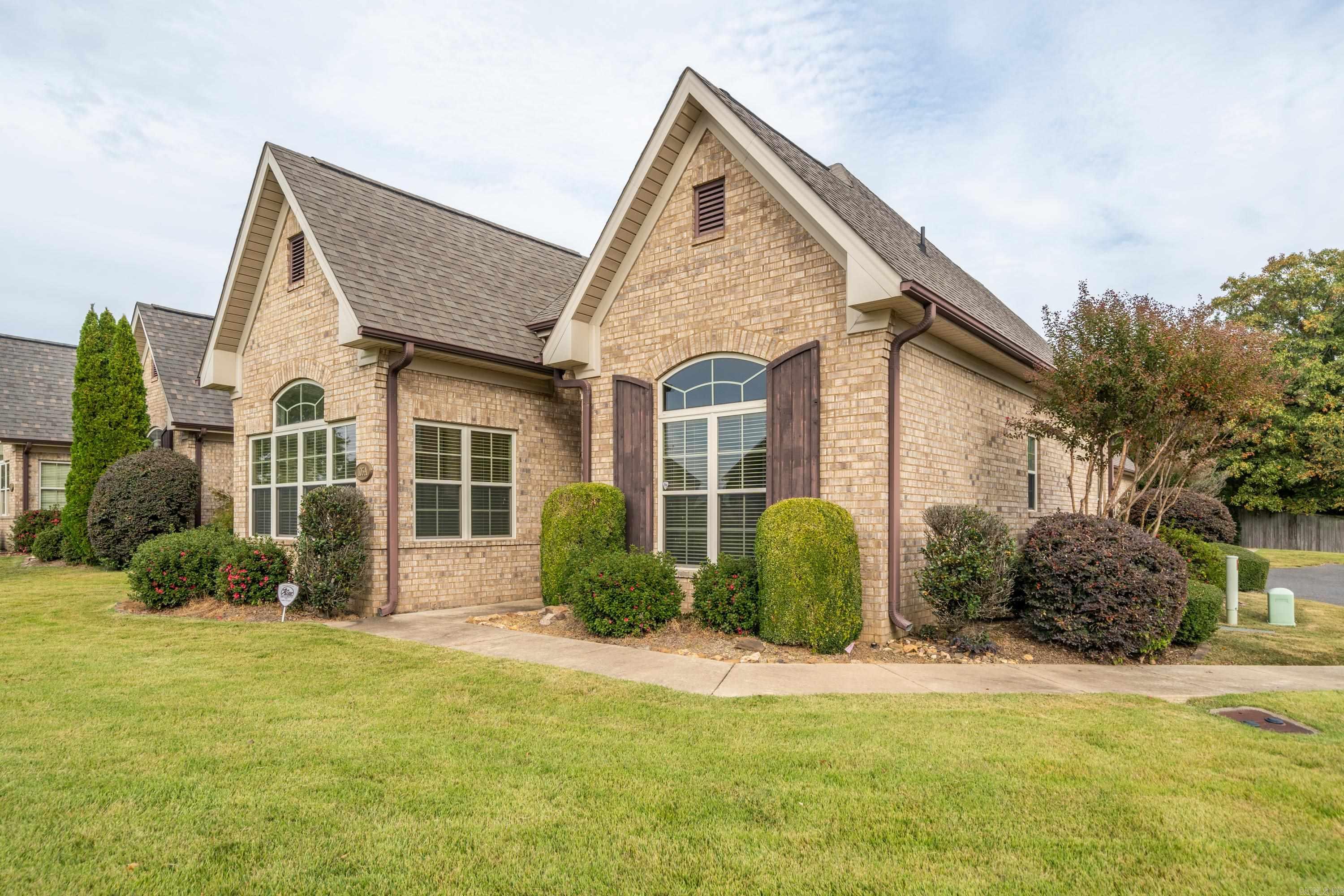 The Legends - Residential