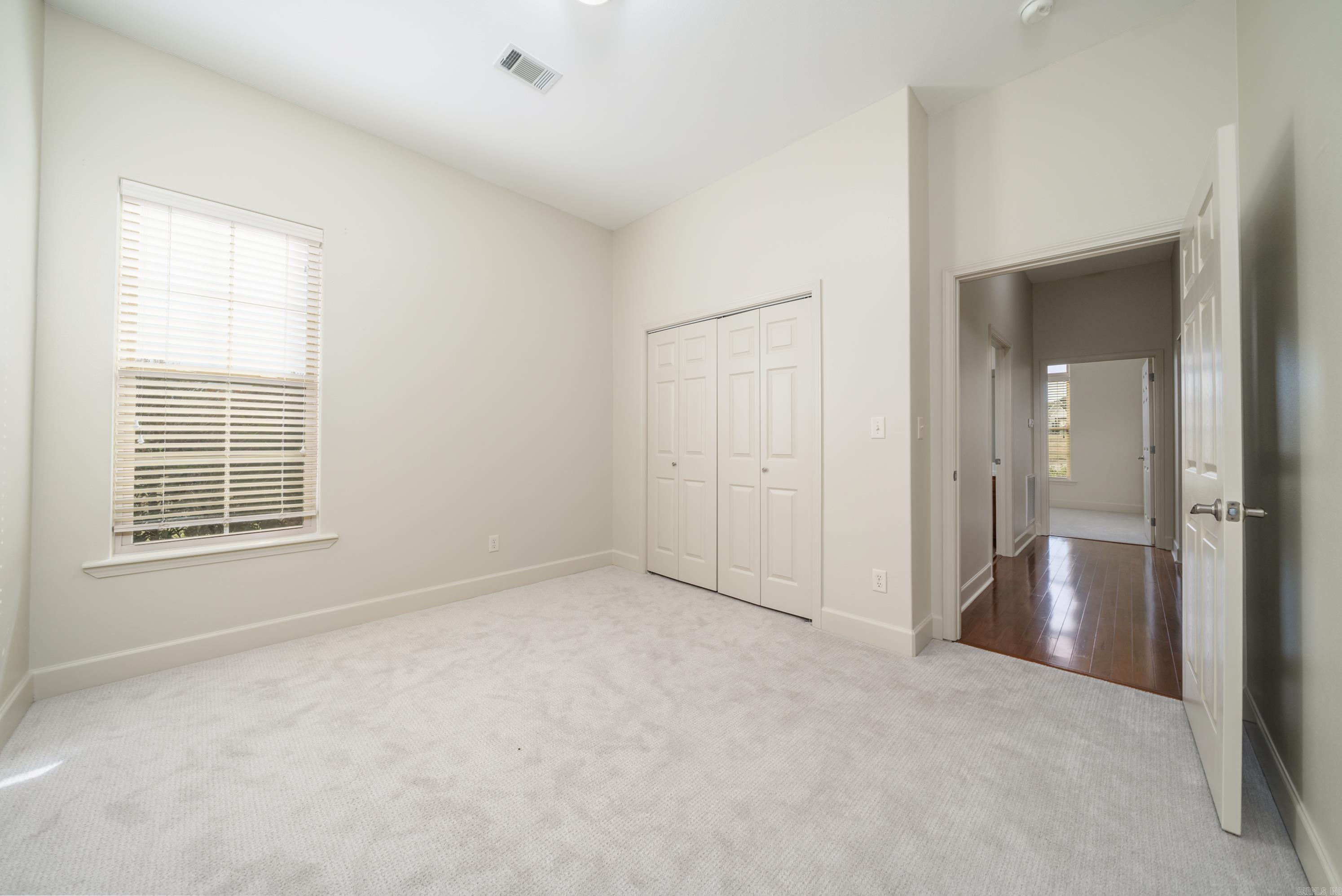 The Legends - Residential