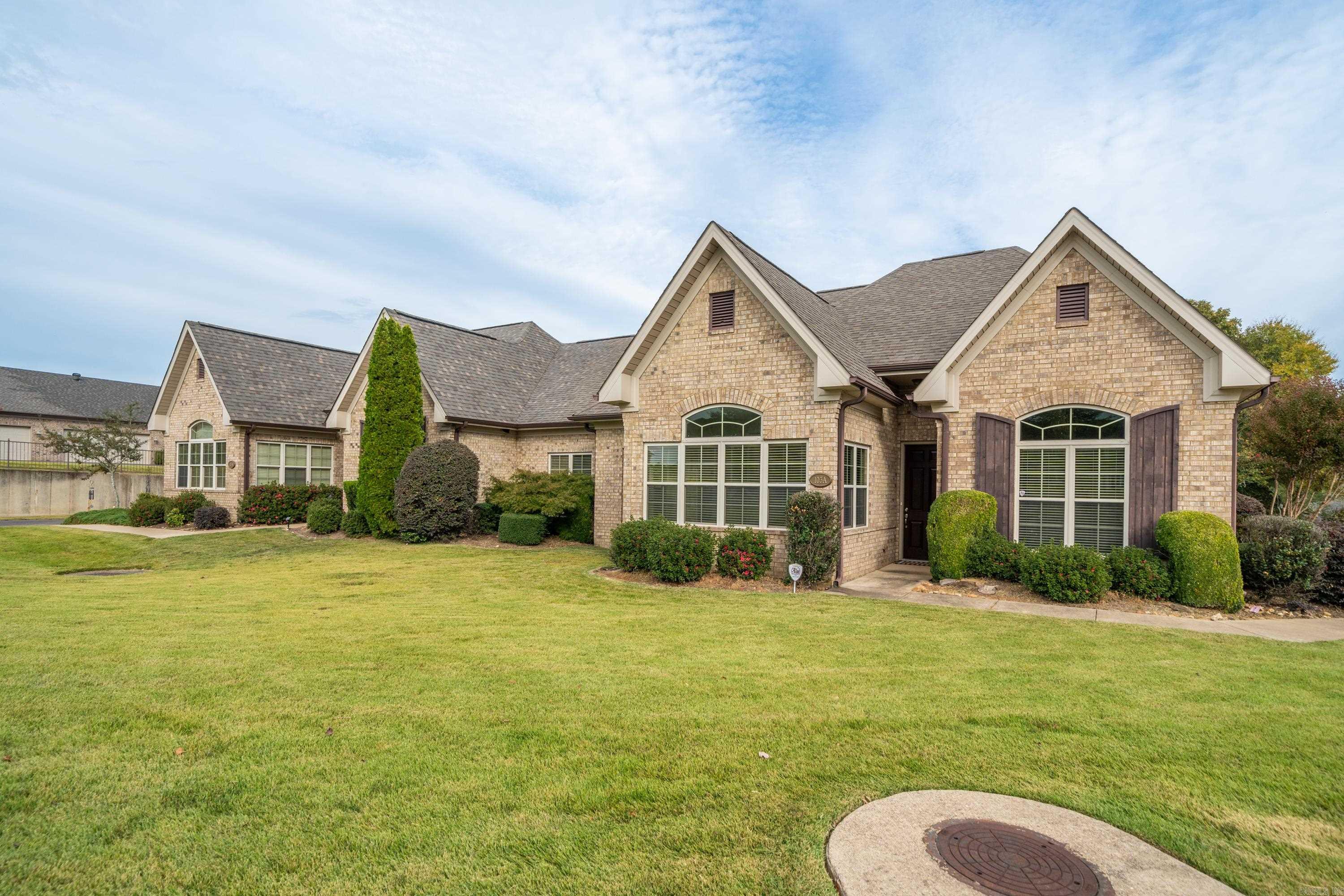 The Legends - Residential