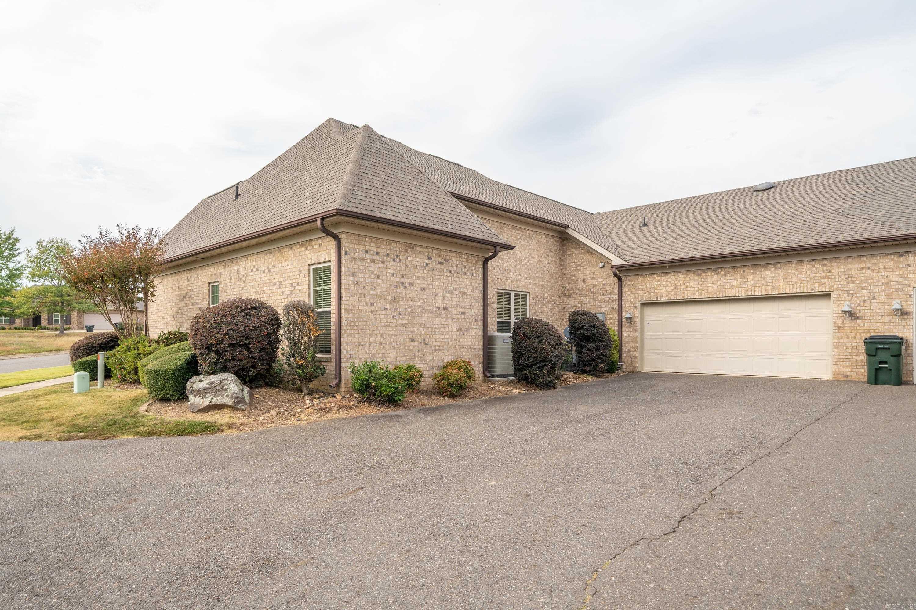 The Legends - Residential