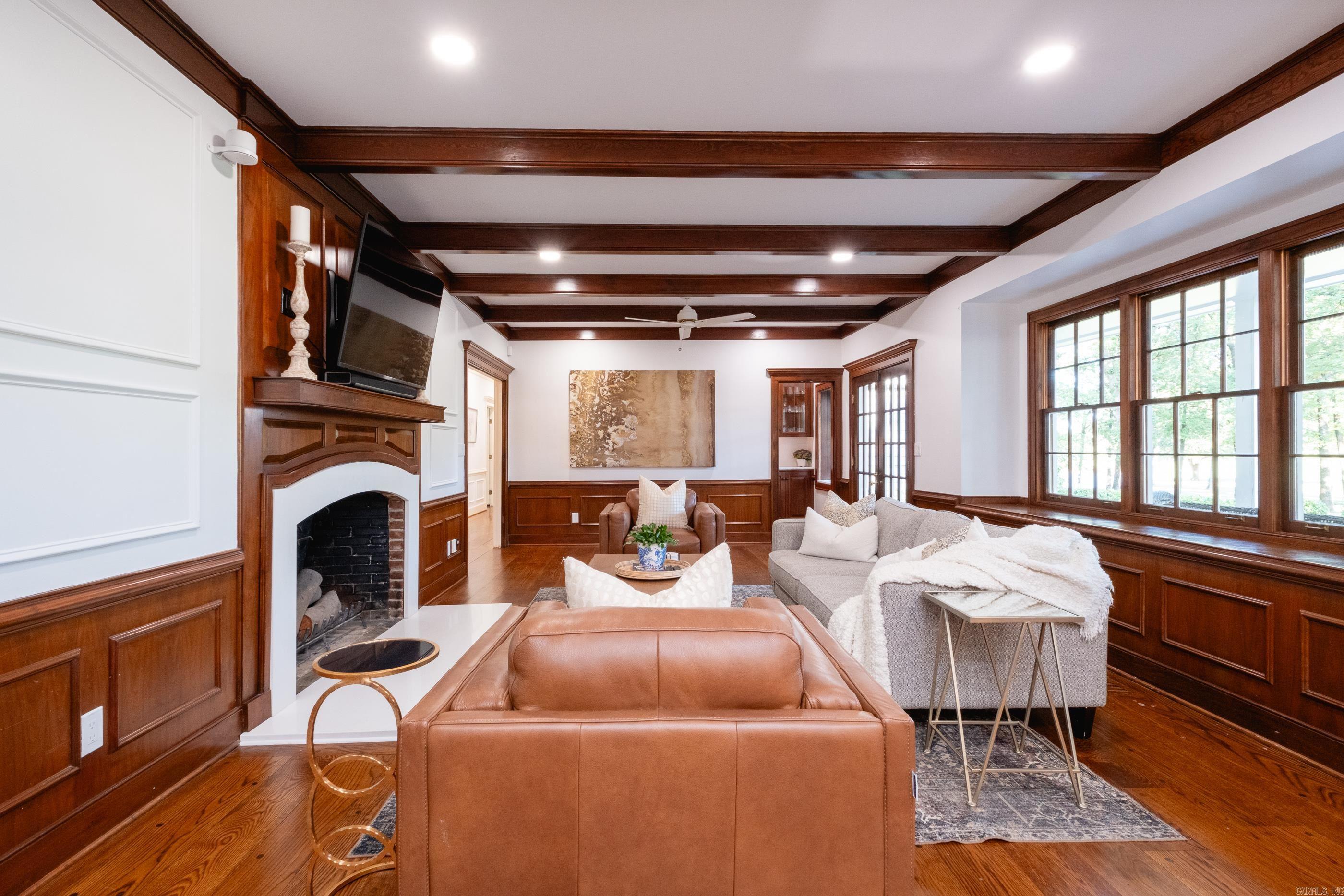 PLEASANT VALLEY - Residential