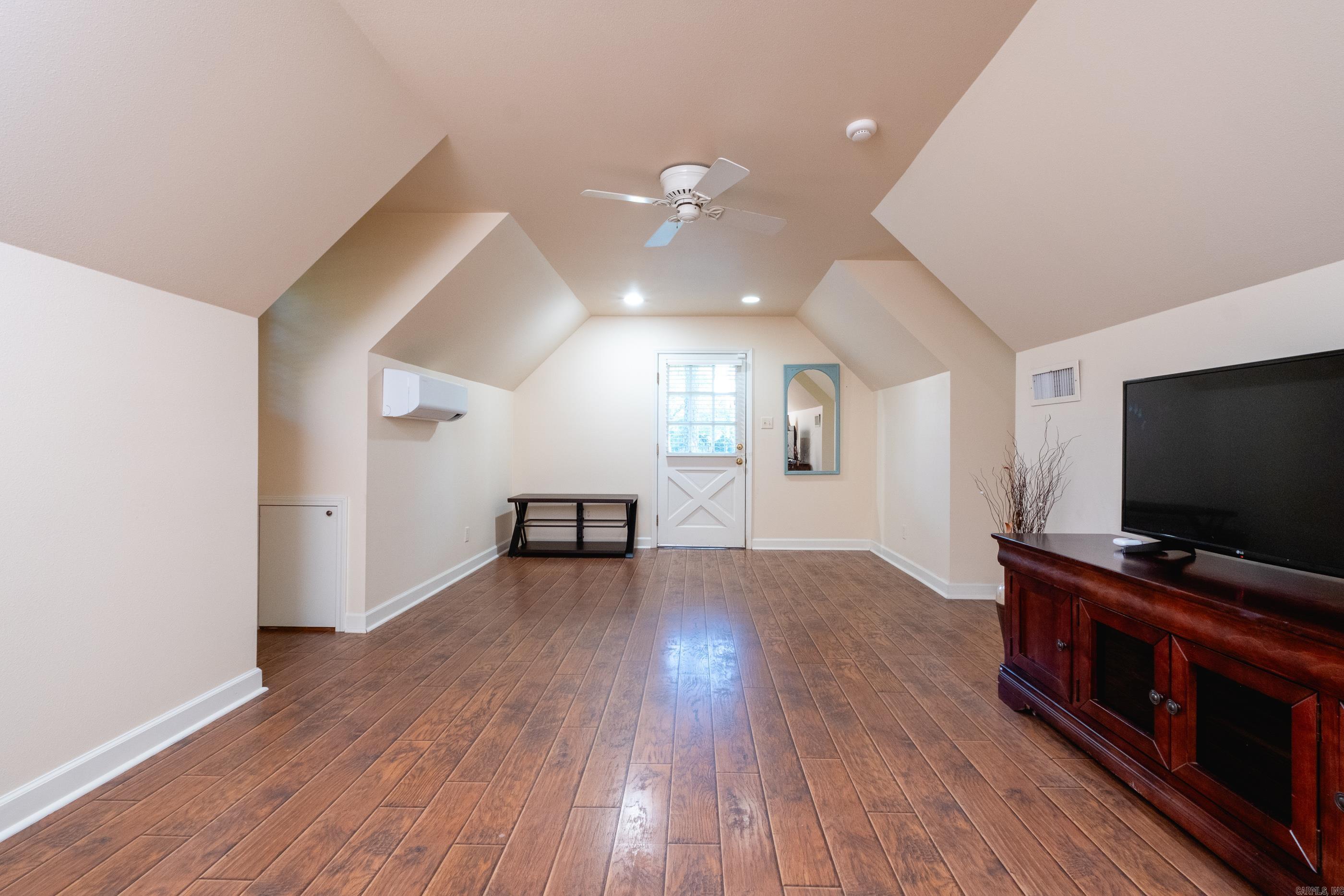 PLEASANT VALLEY - Residential