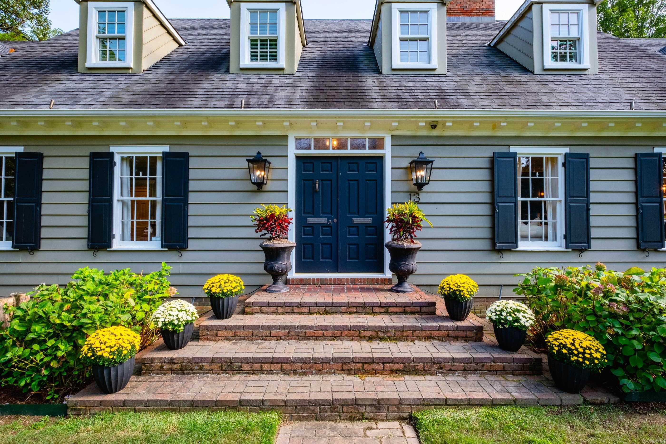 PLEASANT VALLEY - Residential