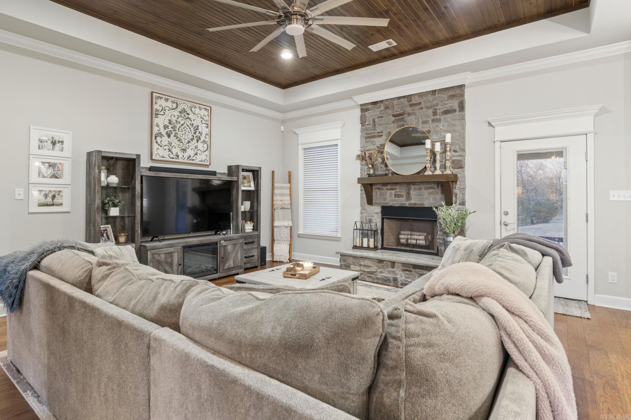 SPRINGDALE ESTATES - Residential