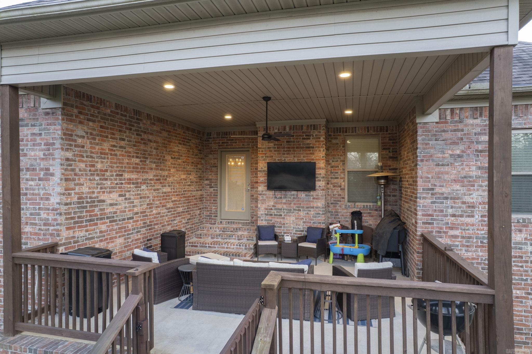 SPRINGDALE ESTATES - Residential