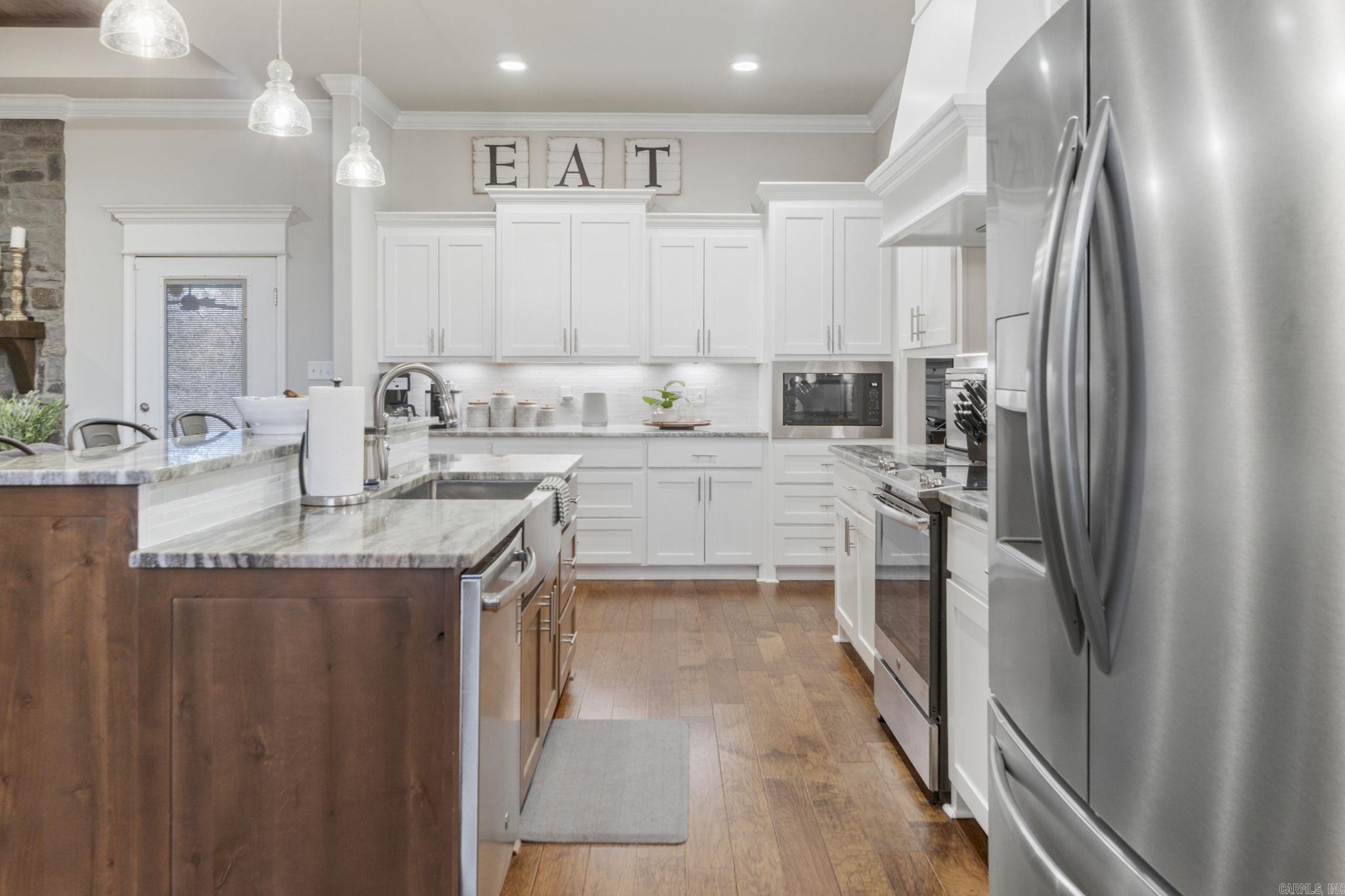 SPRINGDALE ESTATES - Residential