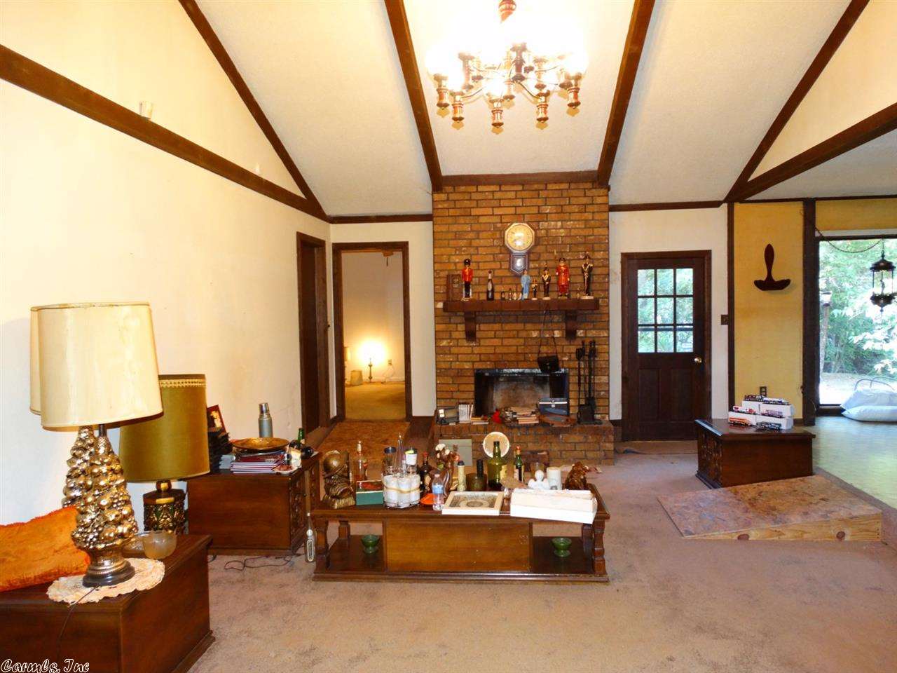 Kelli Manor - Residential