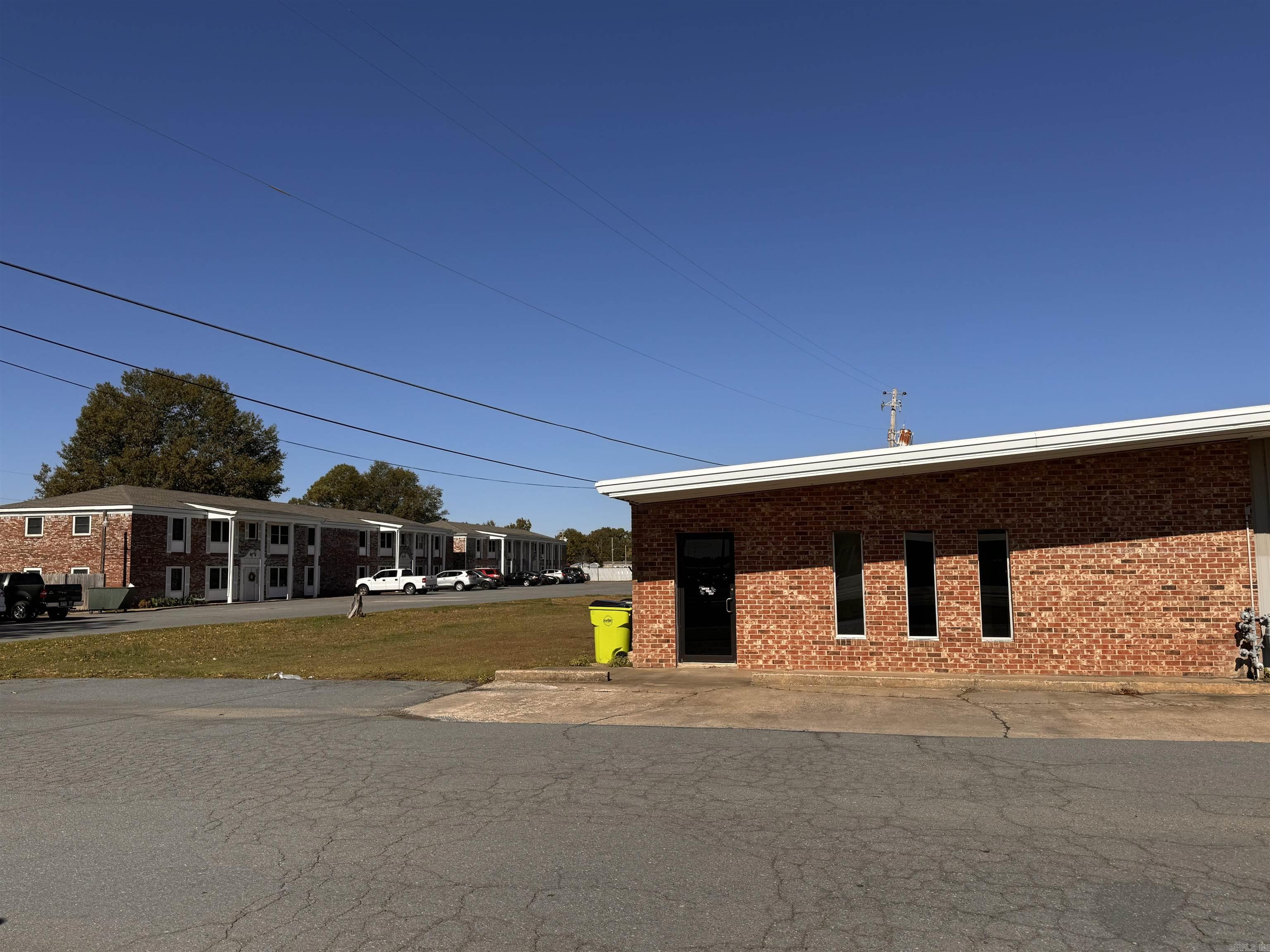 South Main - Commercial Sale