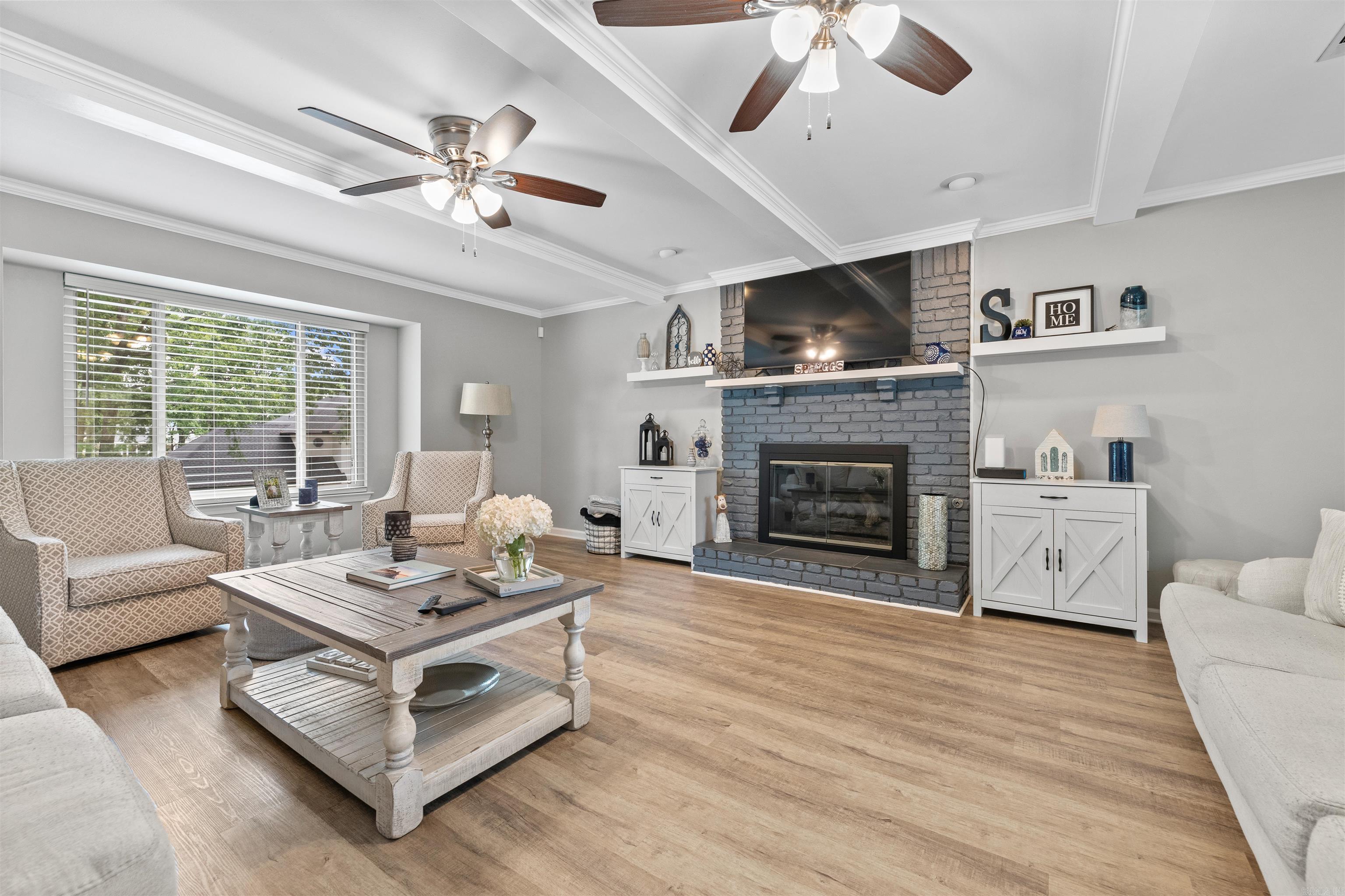 INDIAN HILLS - Residential