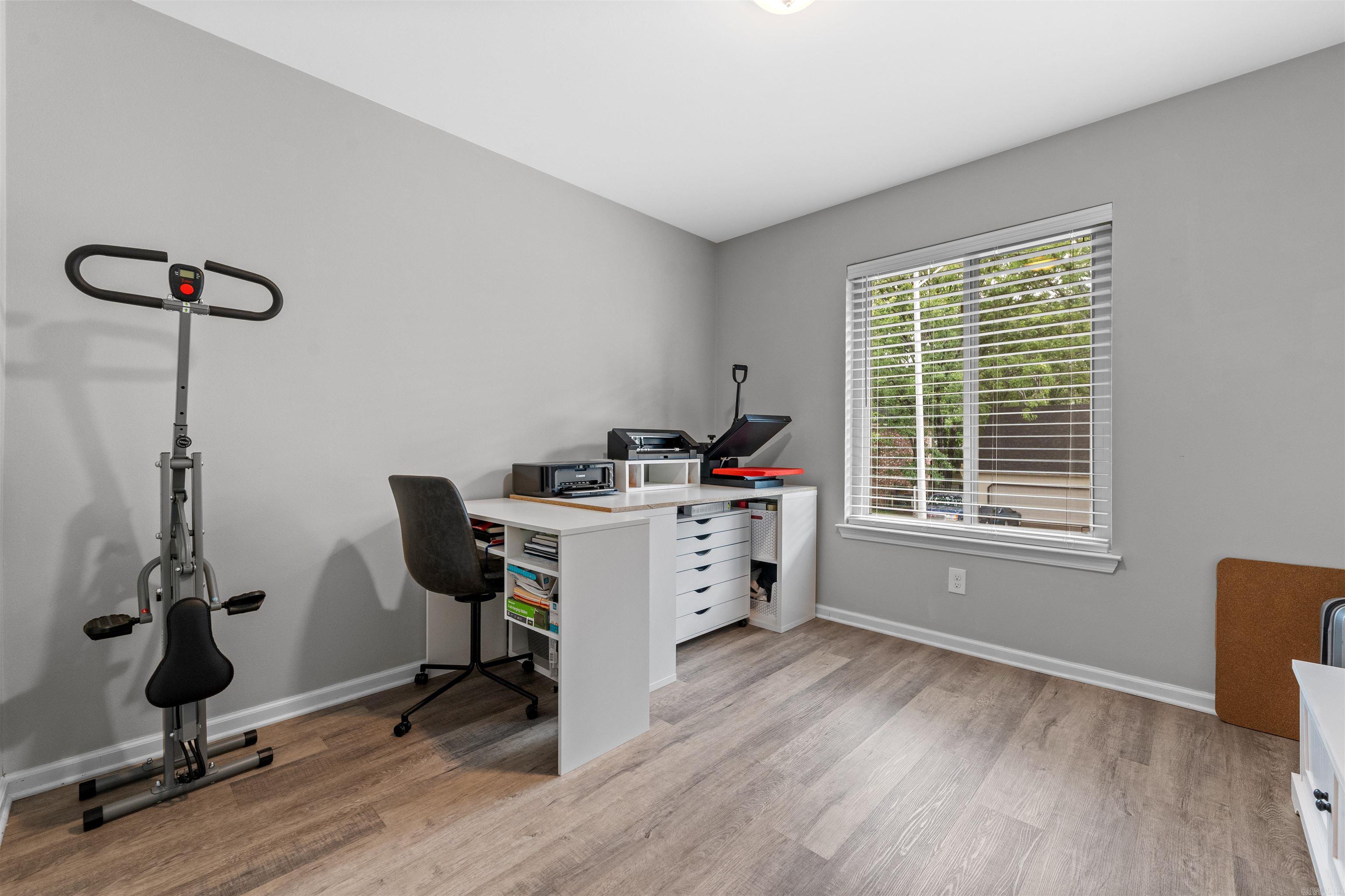 INDIAN HILLS - Residential