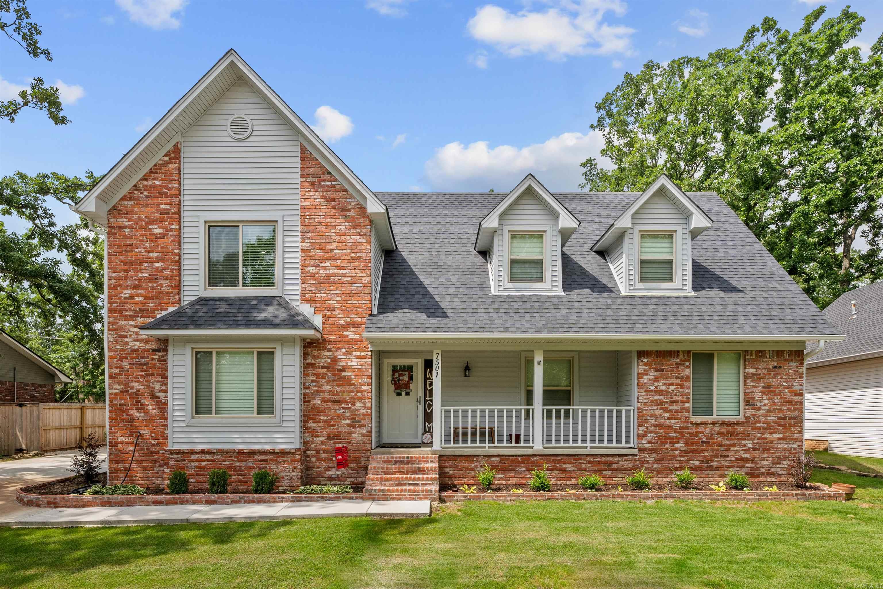 INDIAN HILLS - Residential