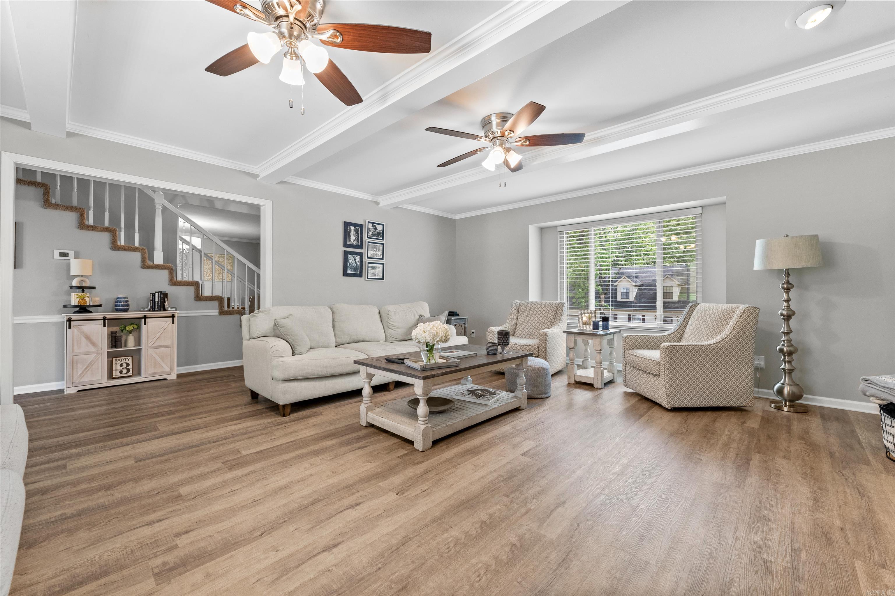 INDIAN HILLS - Residential