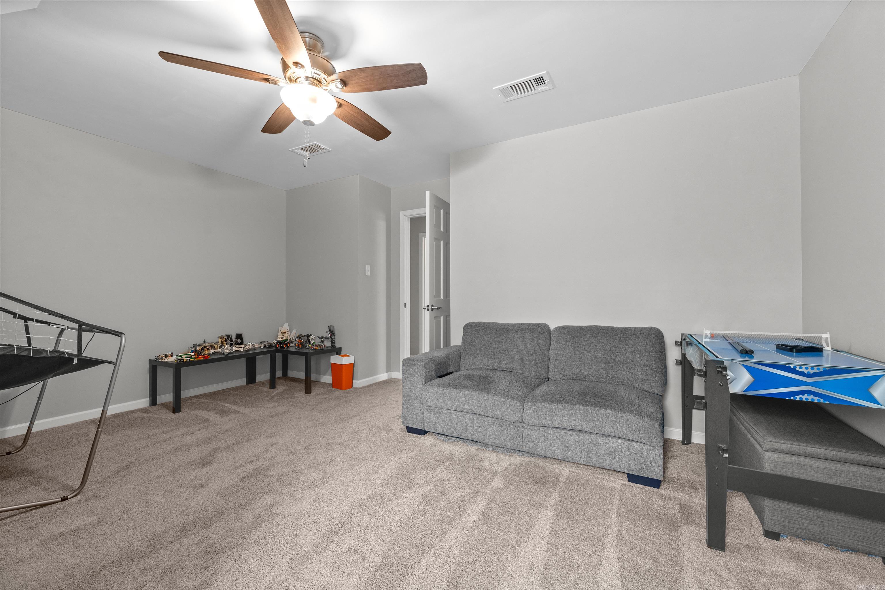 INDIAN HILLS - Residential