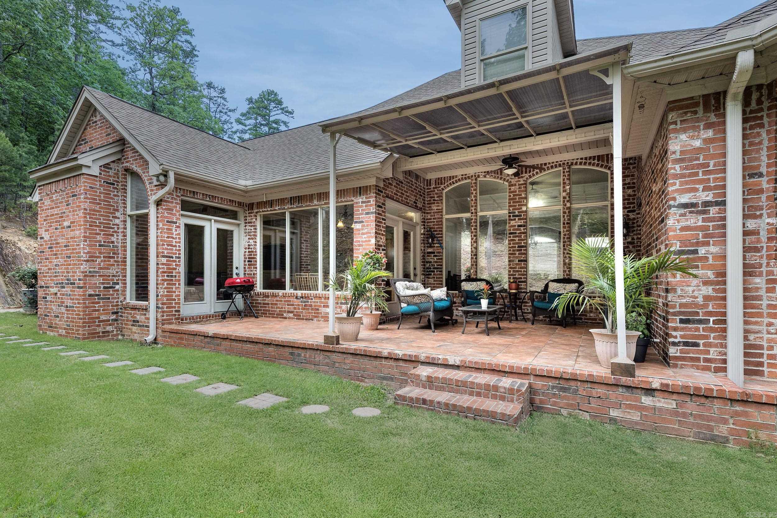 CHENAL VALLEY CHALAMONT PLACE - Residential