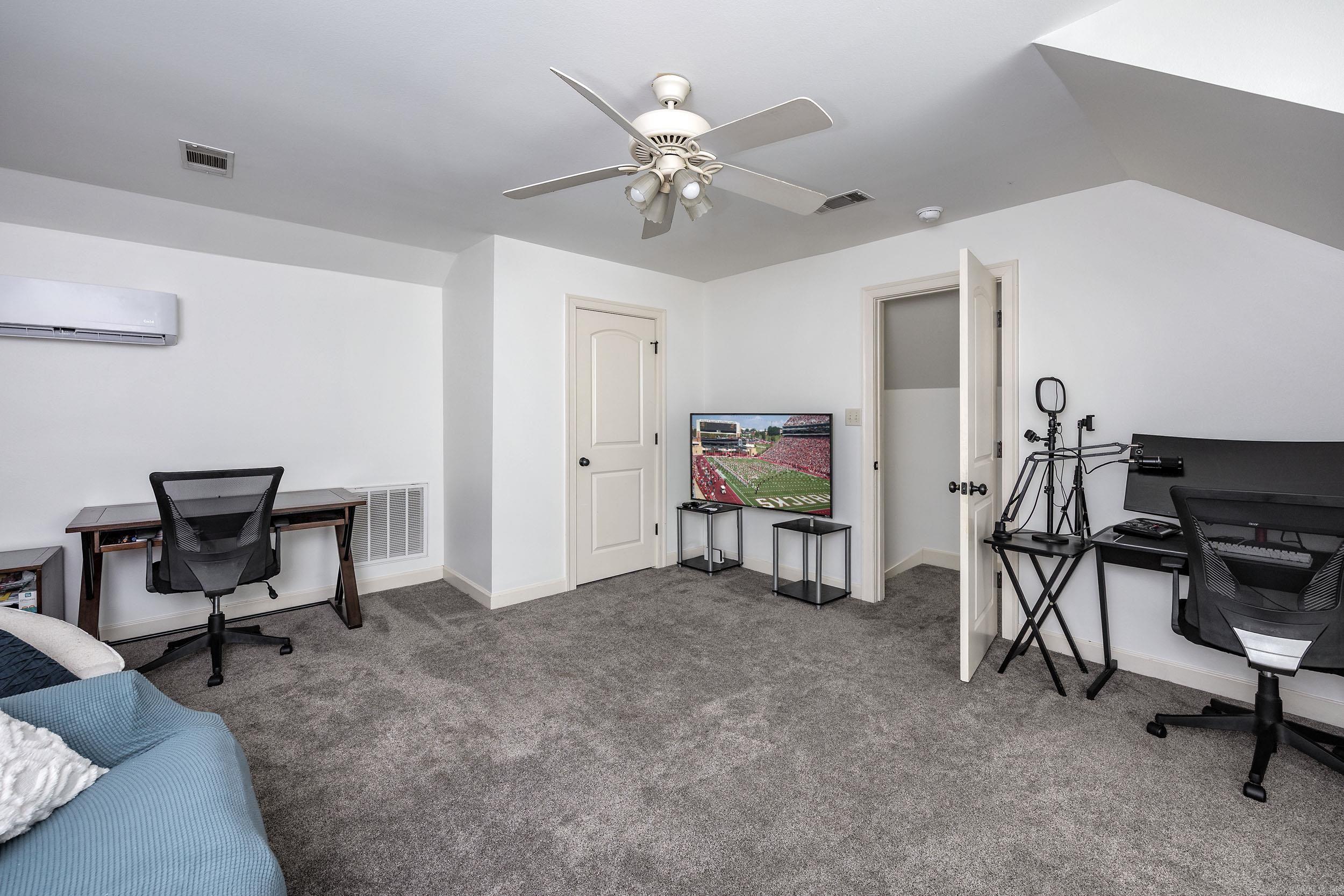 CHENAL VALLEY CHALAMONT PLACE - Residential