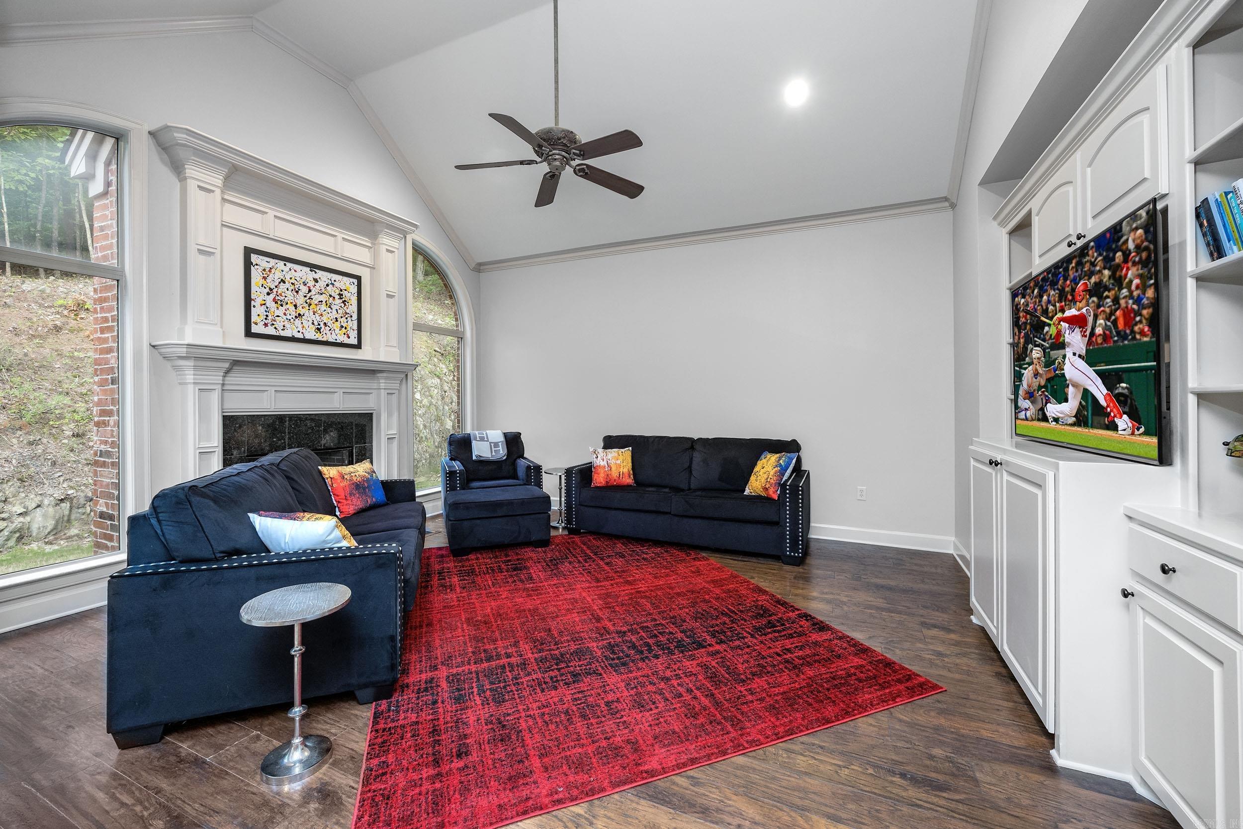 CHENAL VALLEY CHALAMONT PLACE - Residential