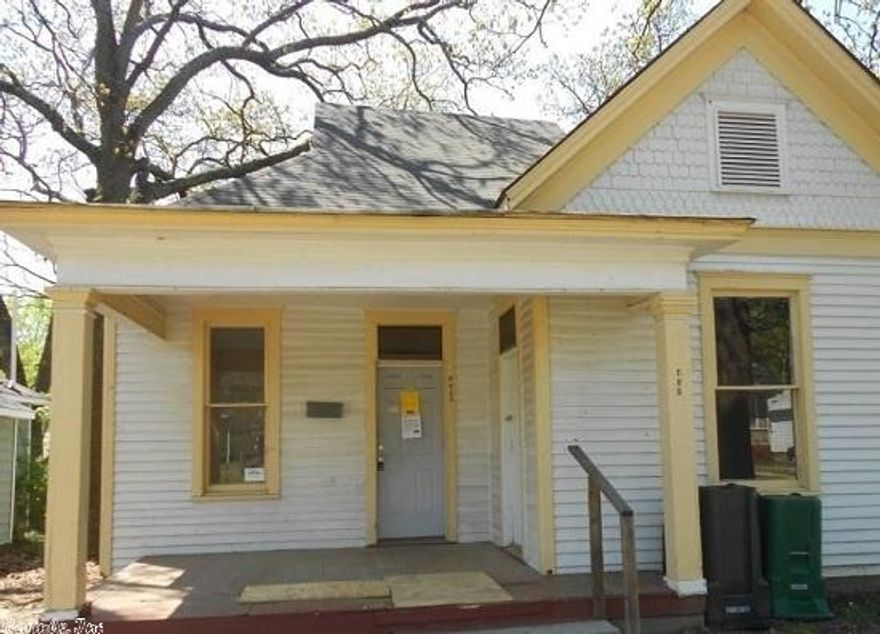 This is a Fannie Mae HomePath property.  Learn more at www.HomePath.com. Awesome Opportunity for Owner Occupant during FIRST LOOK period.  (AGENTS PLEASE REVIEW CONFIDENTIAL REMARKS FOR NEW FANNIE MAE OFFER SUBMISSION PROCESS)