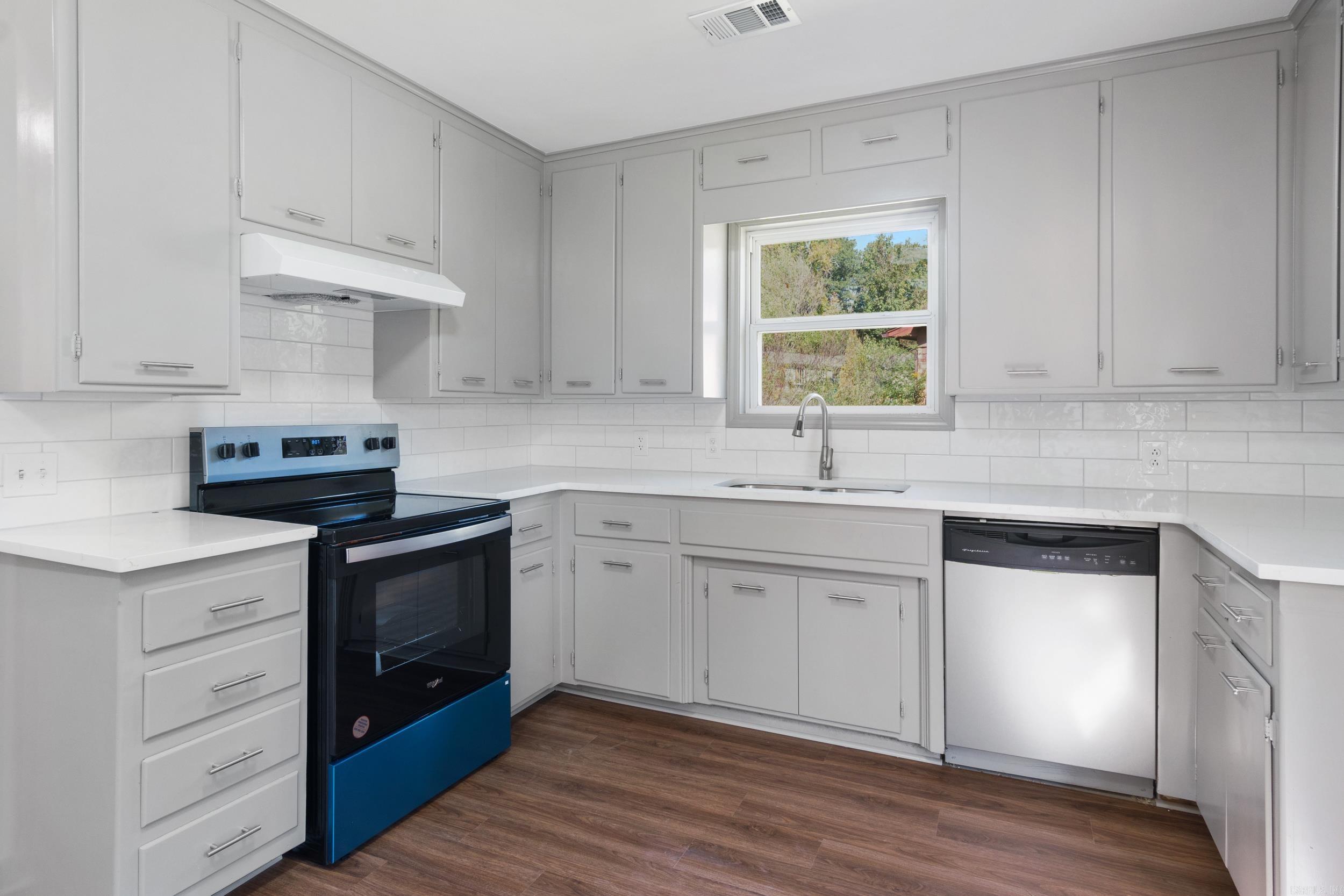 MELODY HILLS ANNEX - Residential