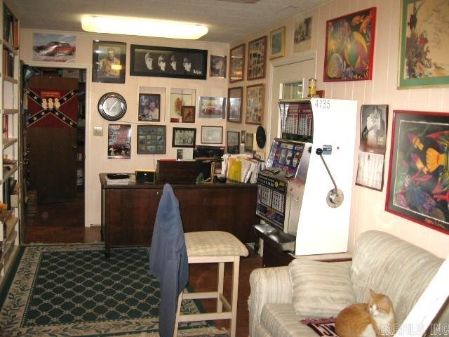 HAMILTON HILLS - Residential