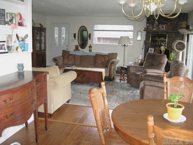 HAMILTON HILLS - Residential